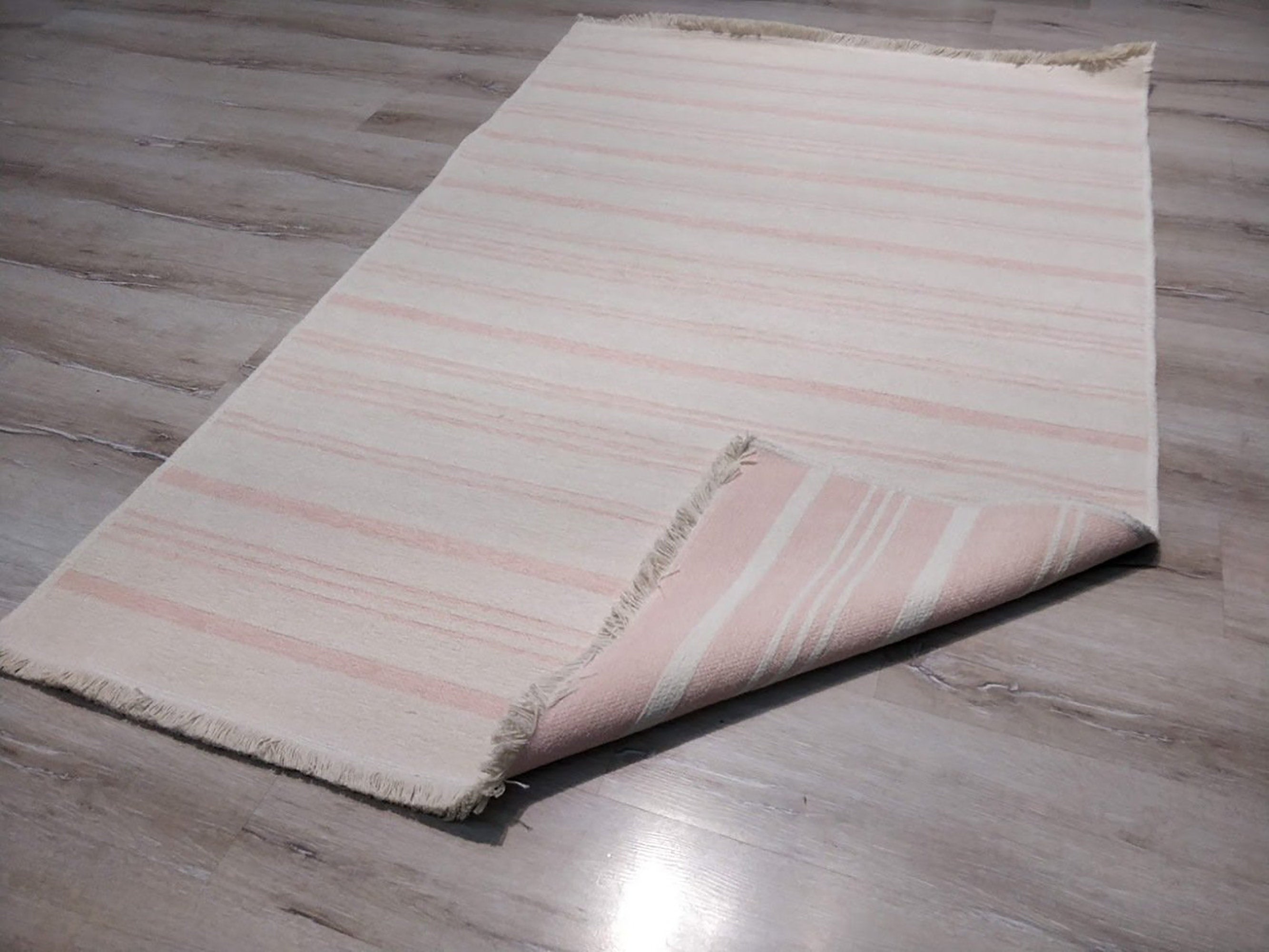 Pama Revesible Pastel Pink Kilim Rug