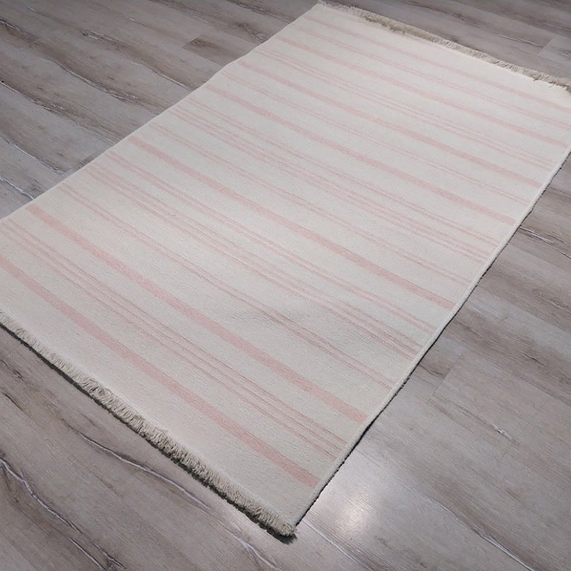 Pama Revesible Pastel Pink Kilim Rug
