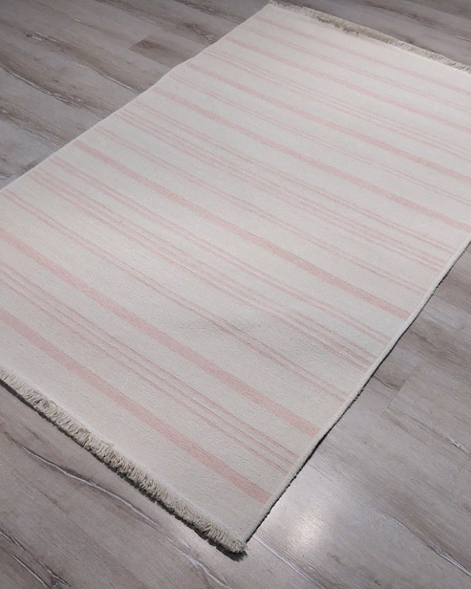 Pama Revesible Pastel Pink Kilim Rug