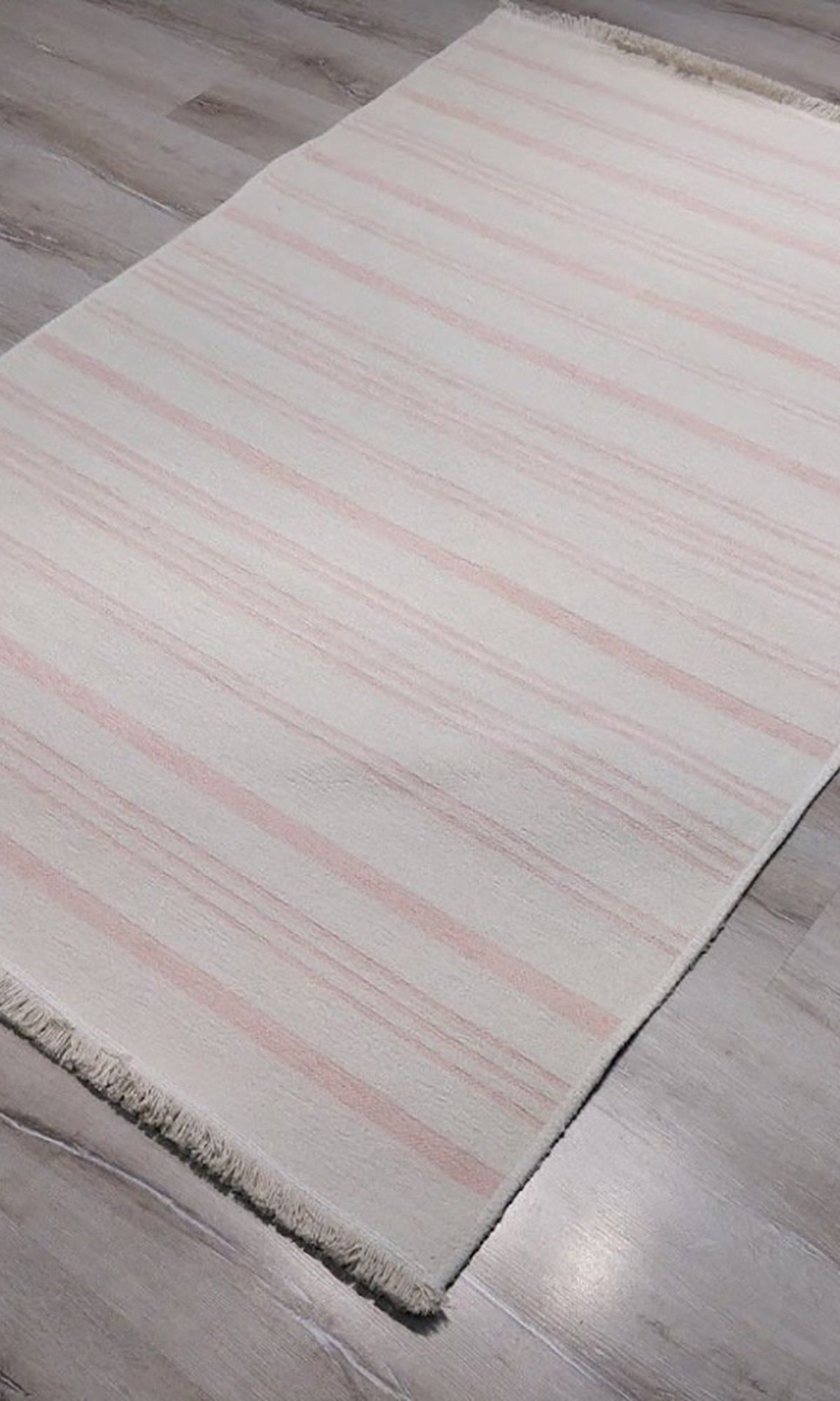 Pama Revesible Pastel Pink Kilim Rug