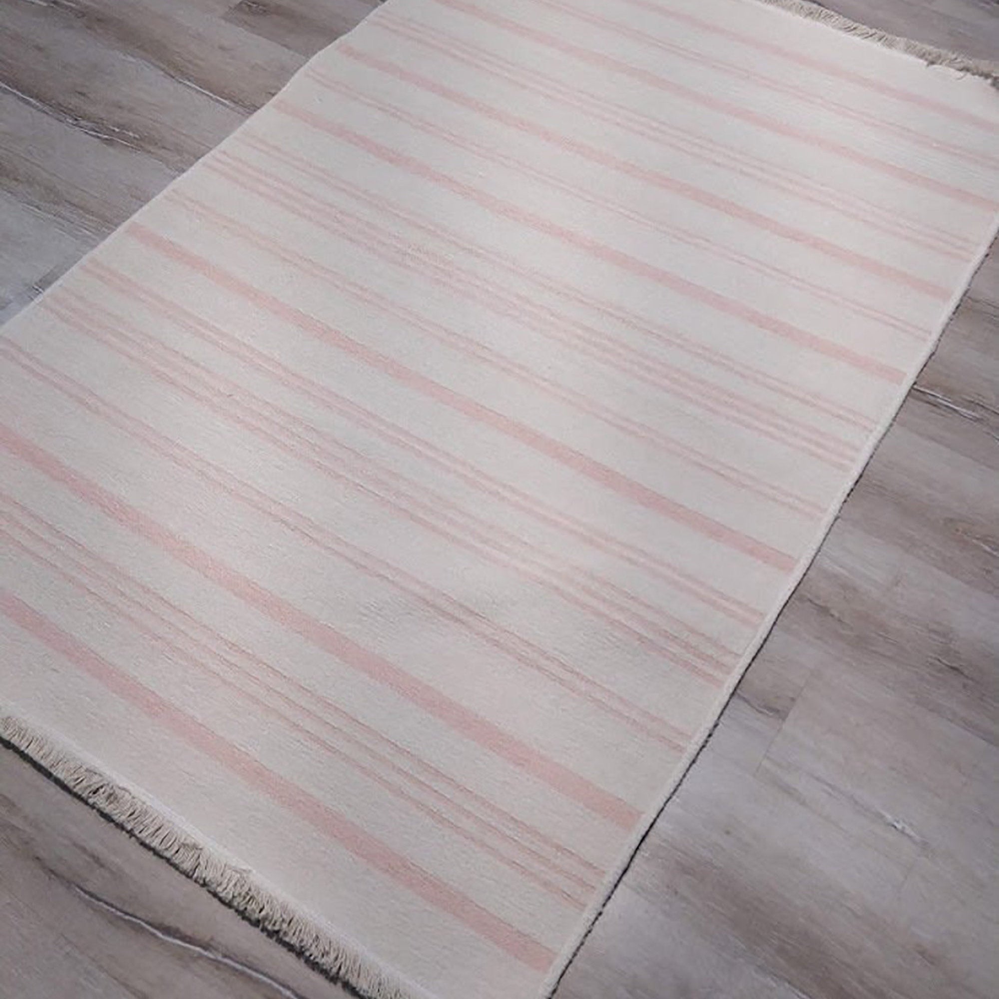 Pama Revesible Pastel Pink Kilim Rug