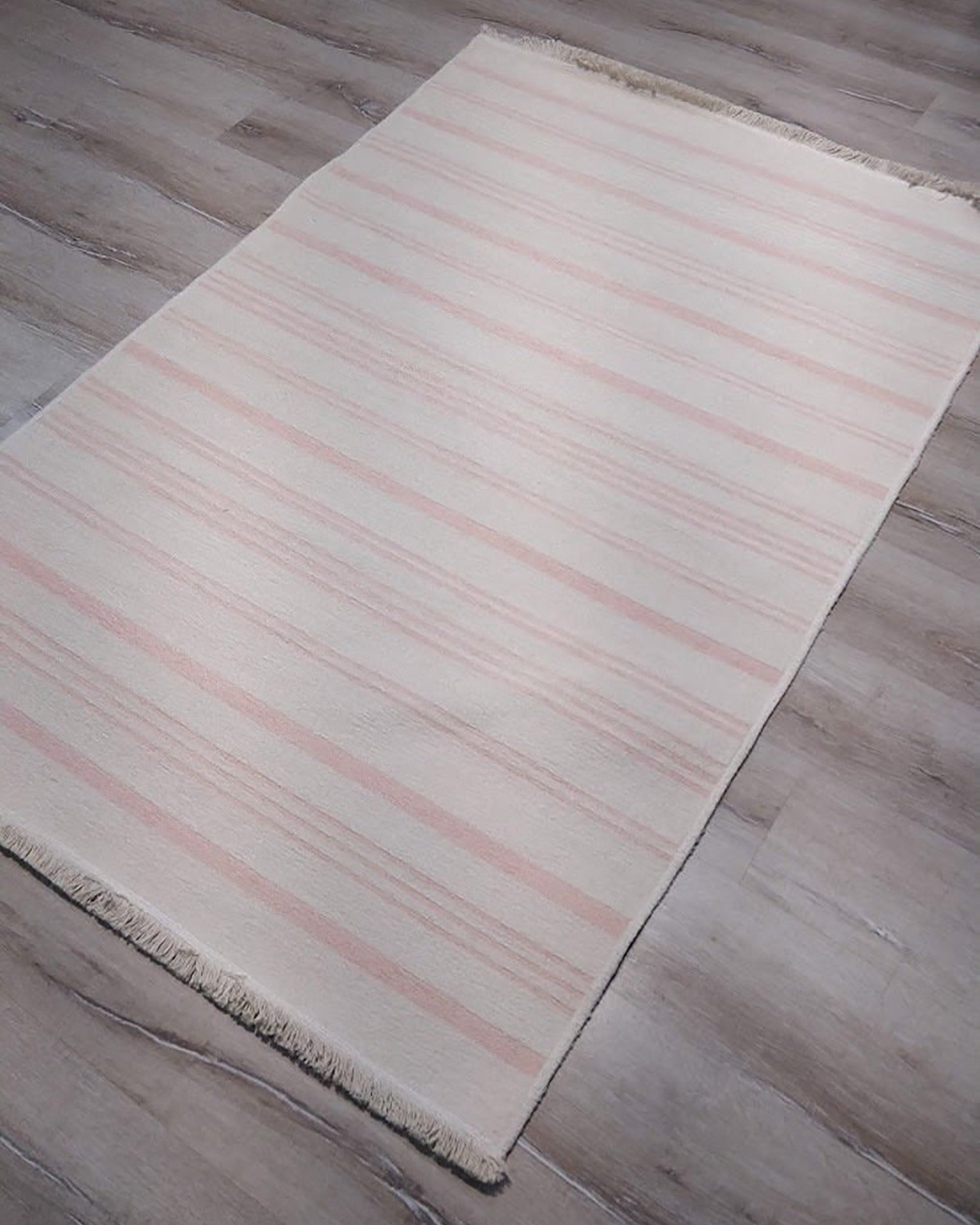 Pama Revesible Pastel Pink Kilim Rug