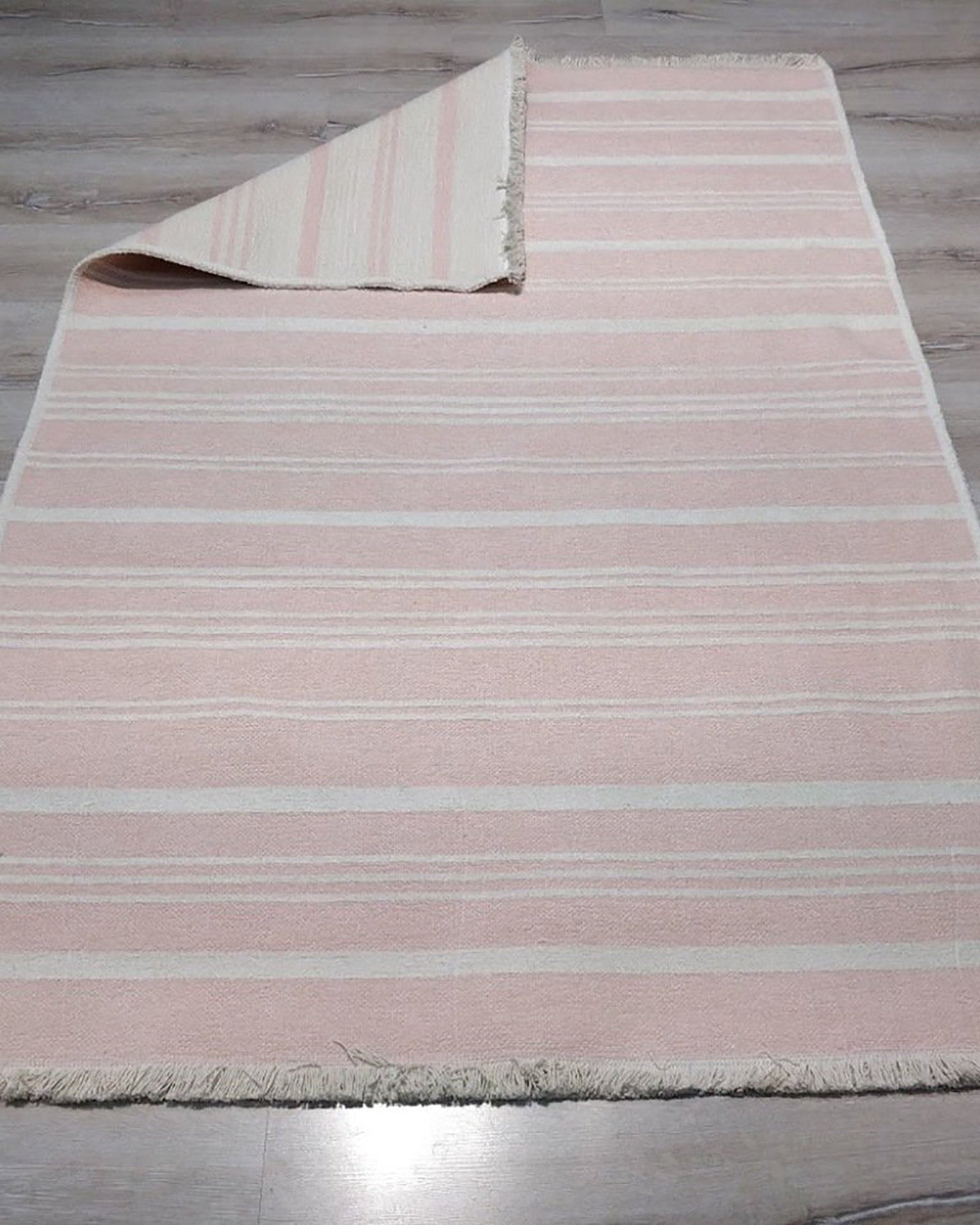 Pama Revesible Pastel Pink Kilim Rug