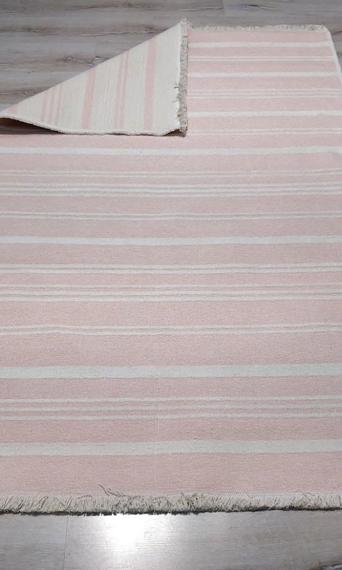 Pama Revesible Pastel Pink Kilim Rug