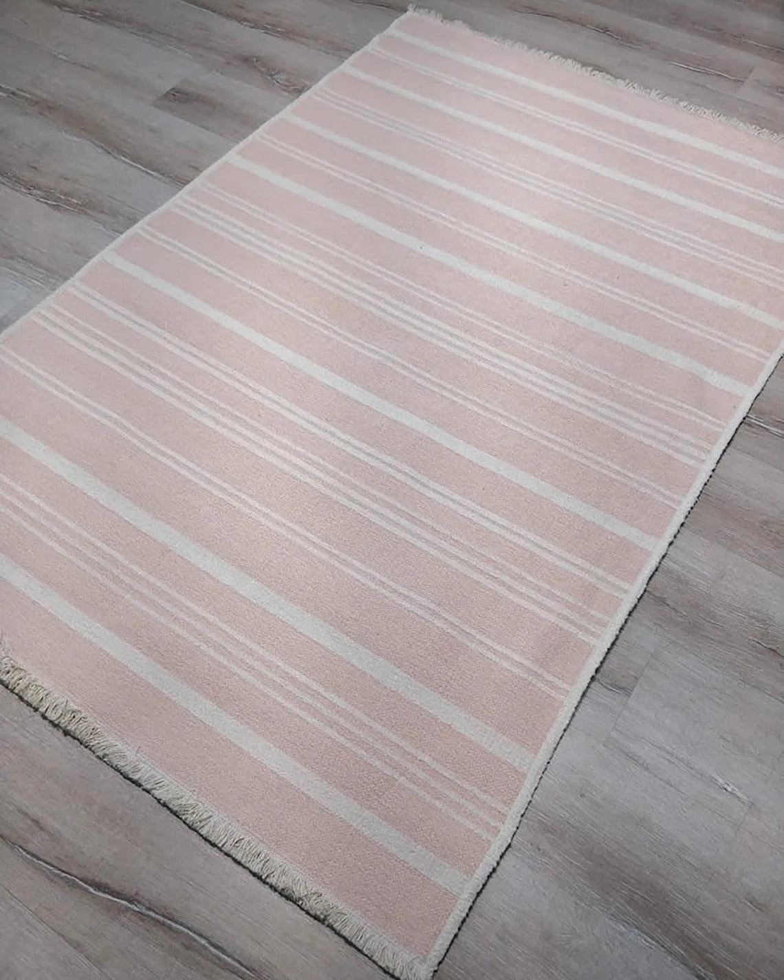 Pama Revesible Pastel Pink Kilim Rug