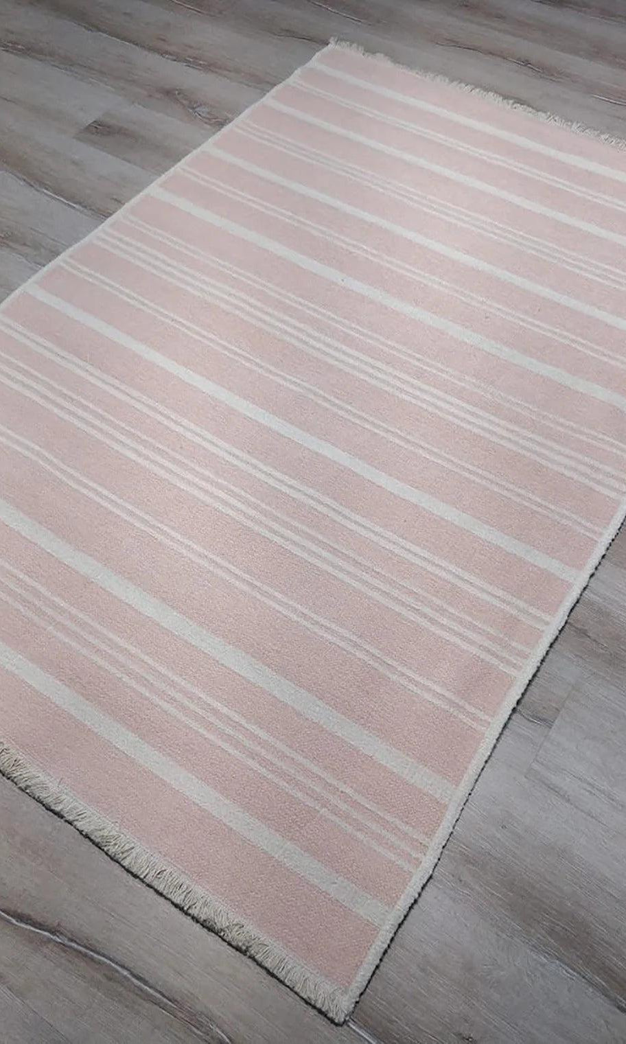 Pama Revesible Pastel Pink Kilim Rug