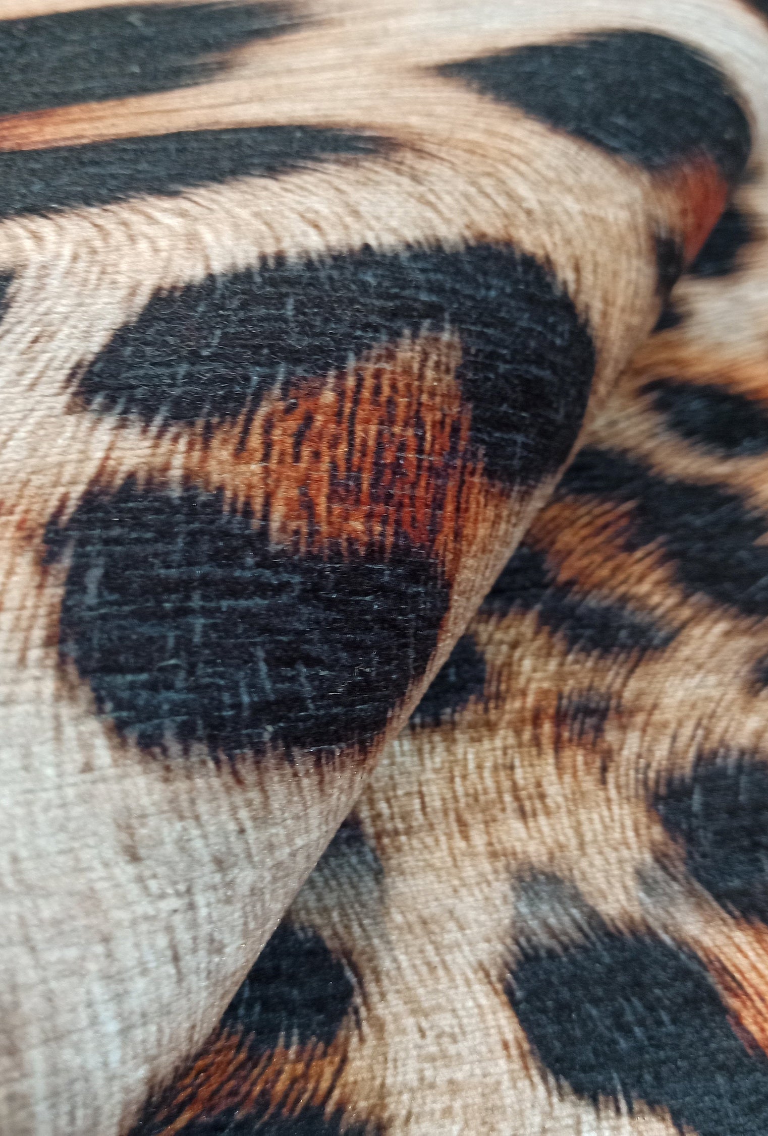 Pars Leopard Leather Pattern Modern Rug