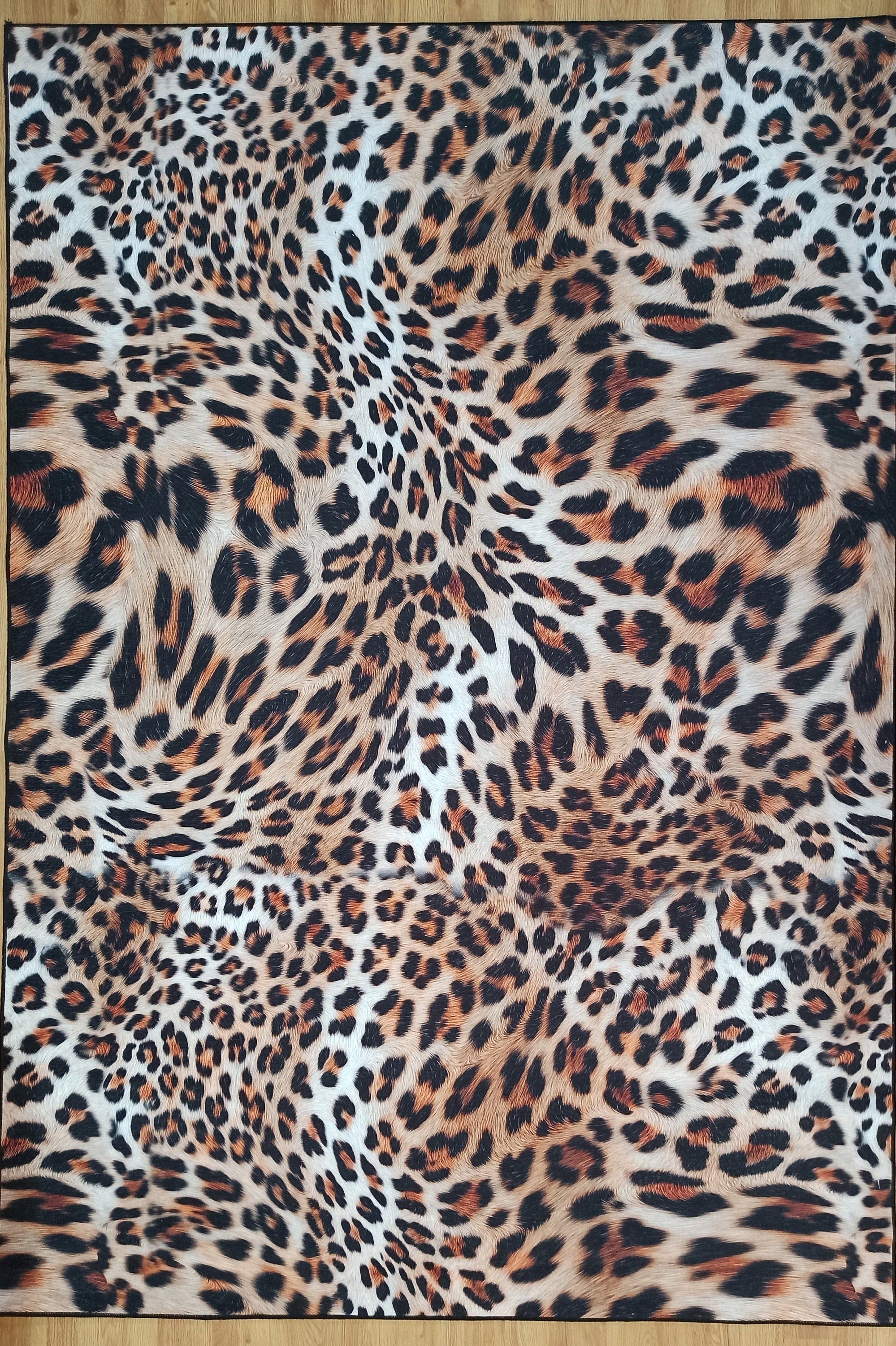 Pars Leopard Leather Pattern Modern Rug