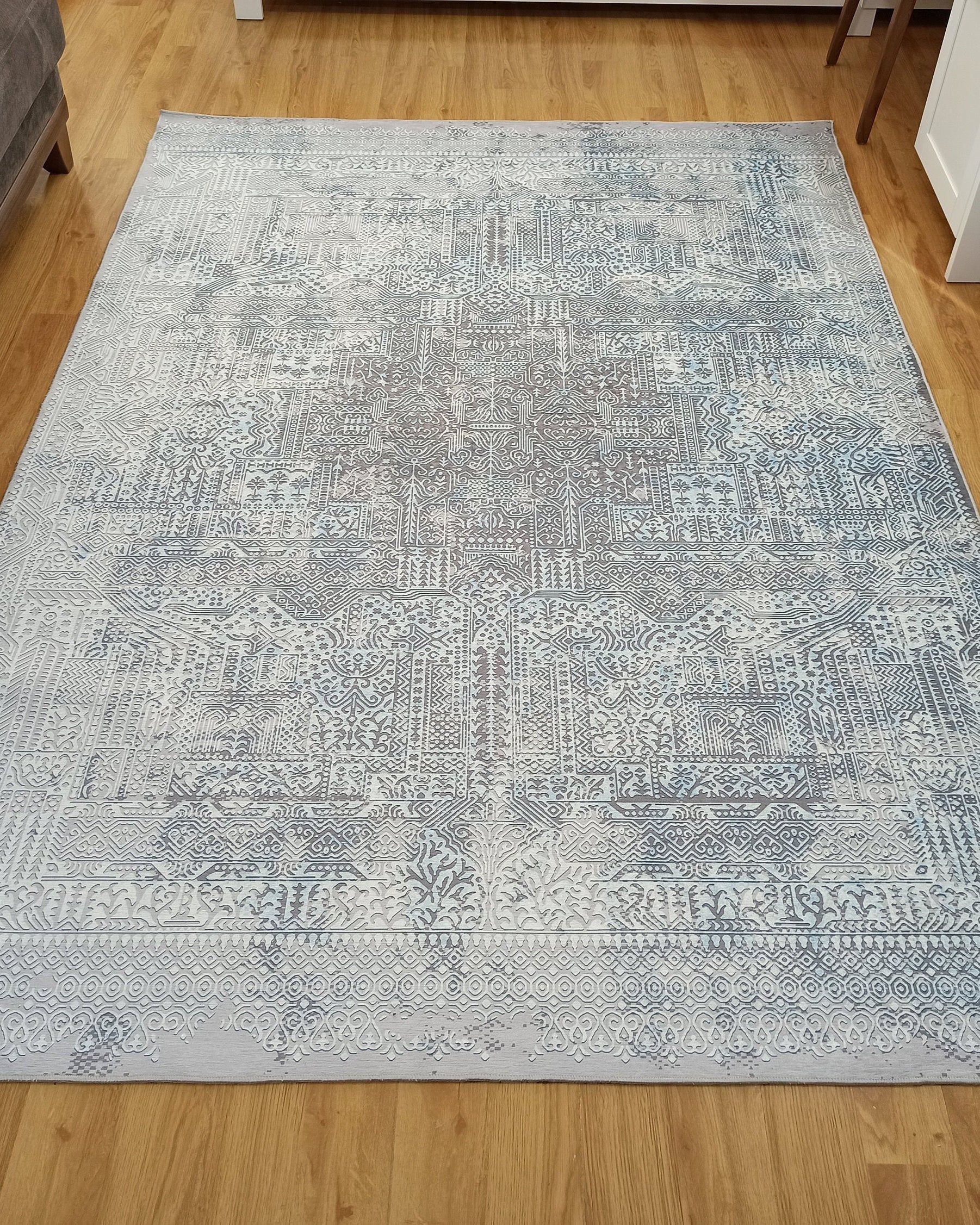 Pella Turkish Distressed Gray Light Blue White Rug