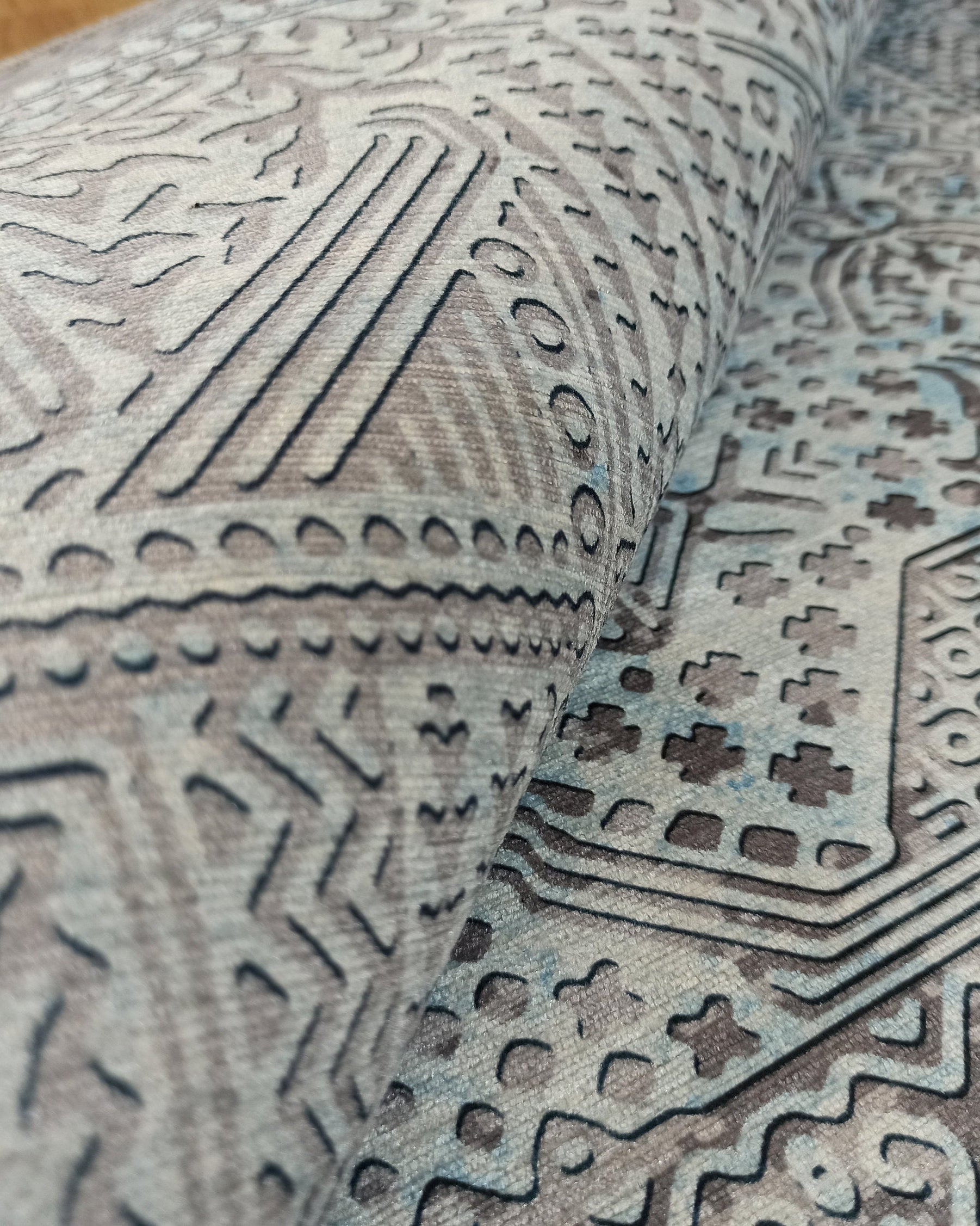 Pella Turkish Distressed Gray Light Blue White Rug