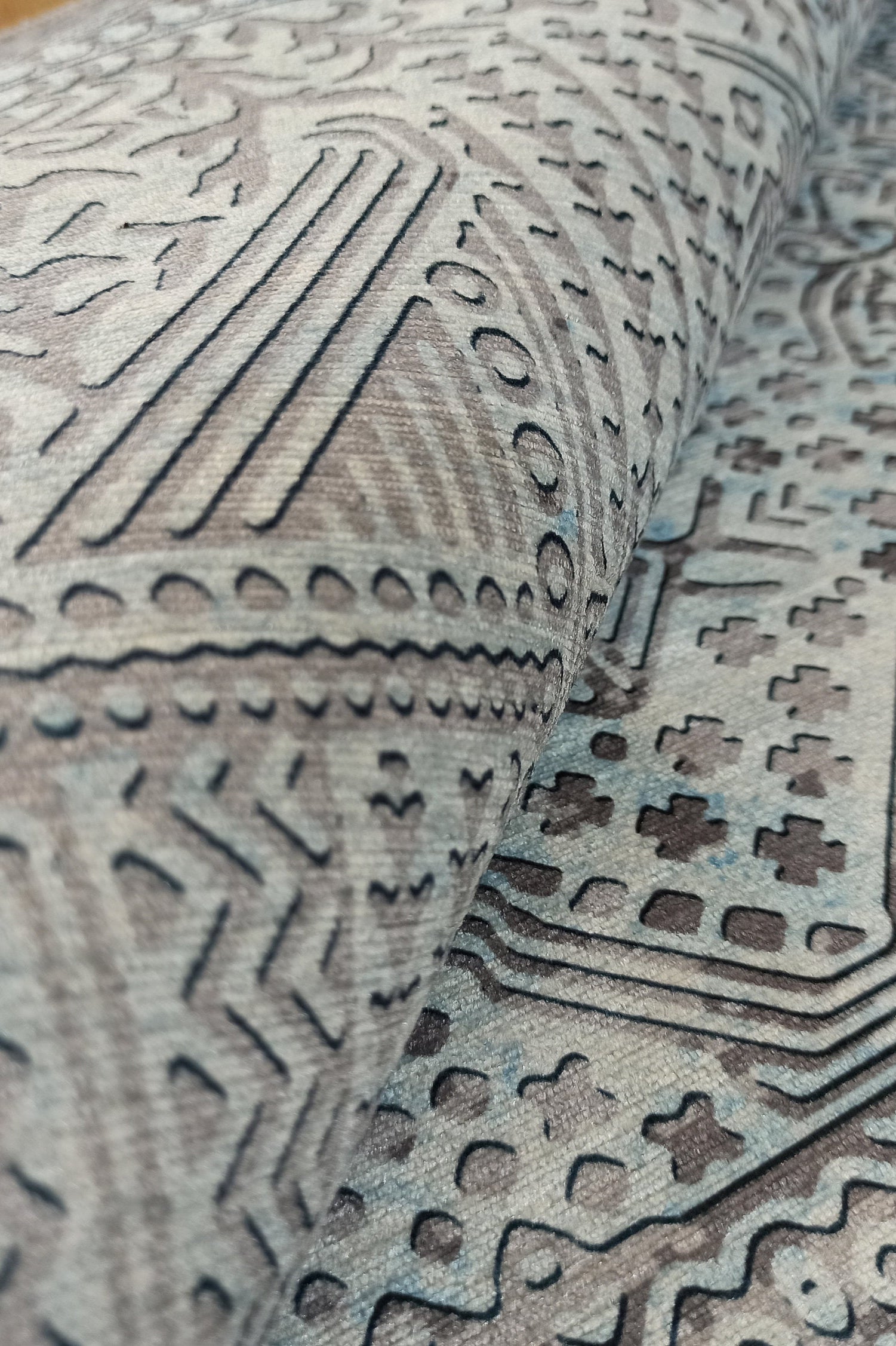 Pella Turkish Distressed Gray Light Blue White Rug