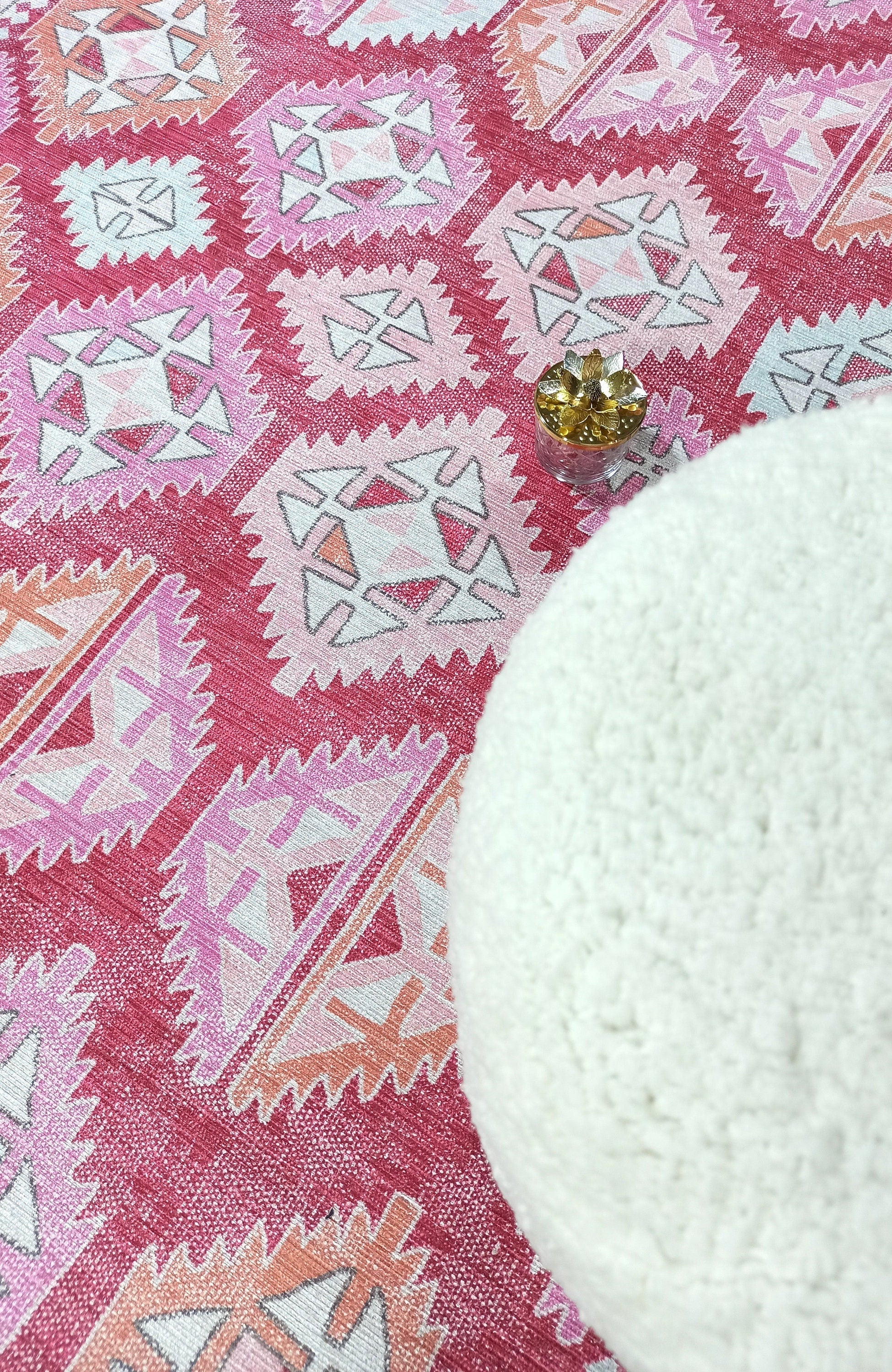 Valentina Pink Herki Vintage Diamond Rug