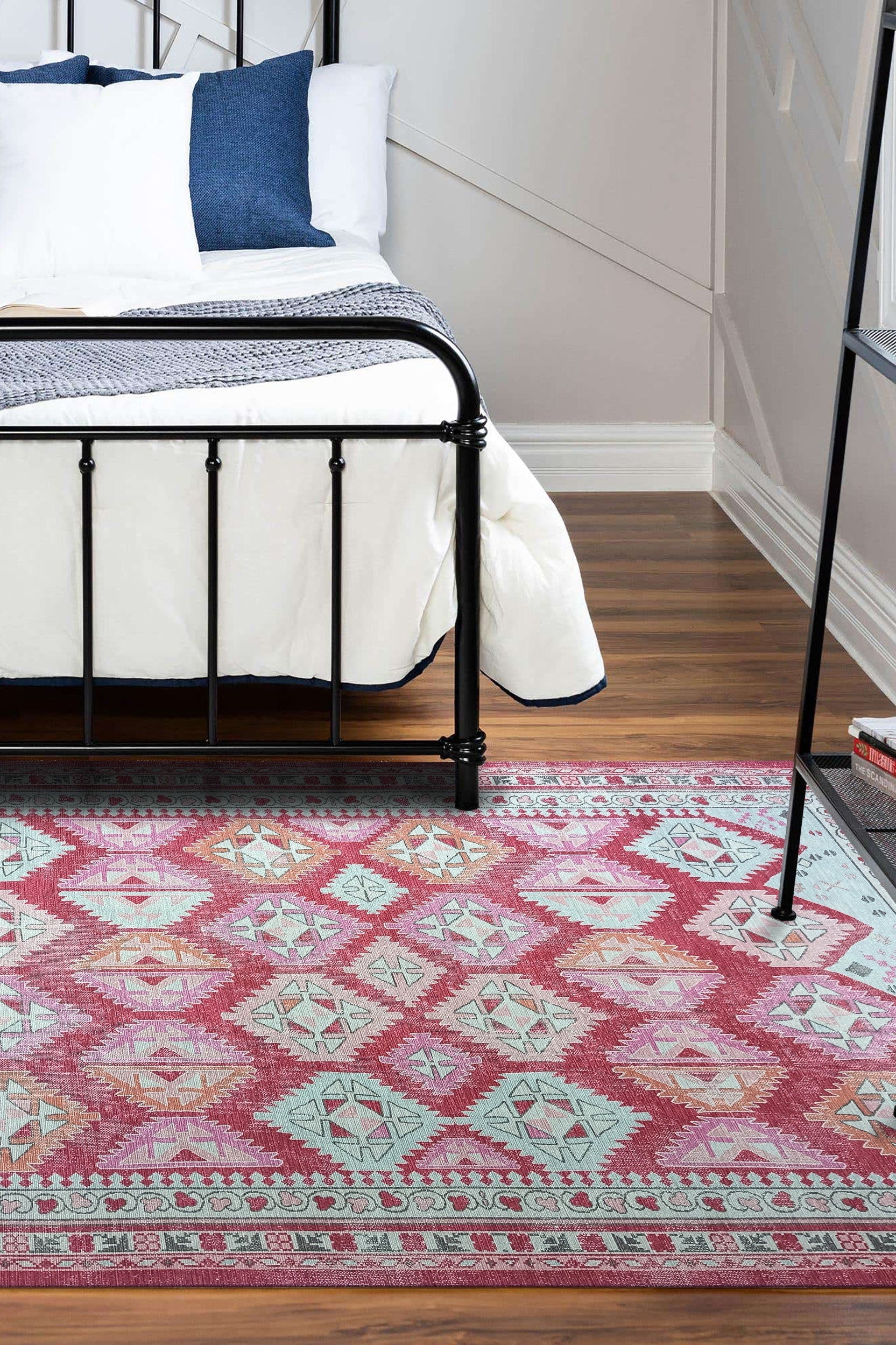 Valentina Pink Herki Vintage Diamond Rug