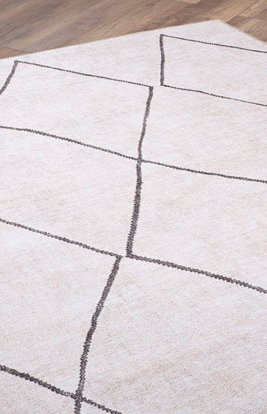 Raha Moroccan Berber Pattern Design Black and White Rug