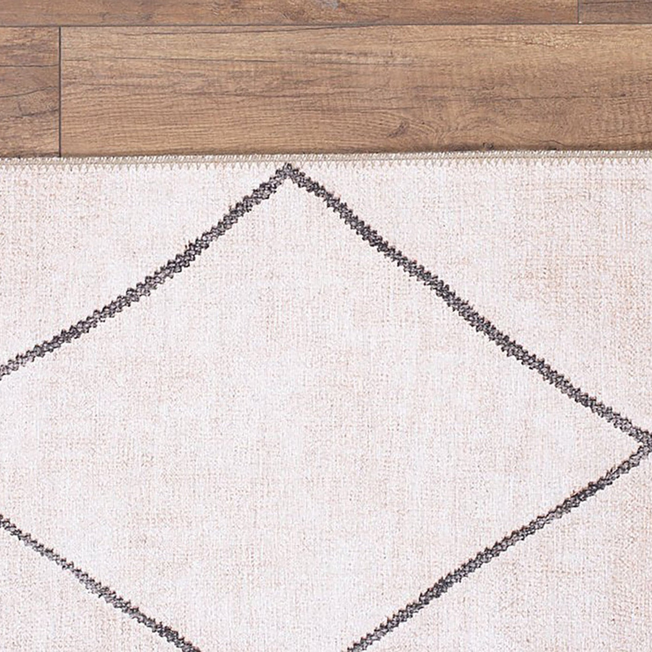 Raha Moroccan Berber Pattern Design Black and White Rug