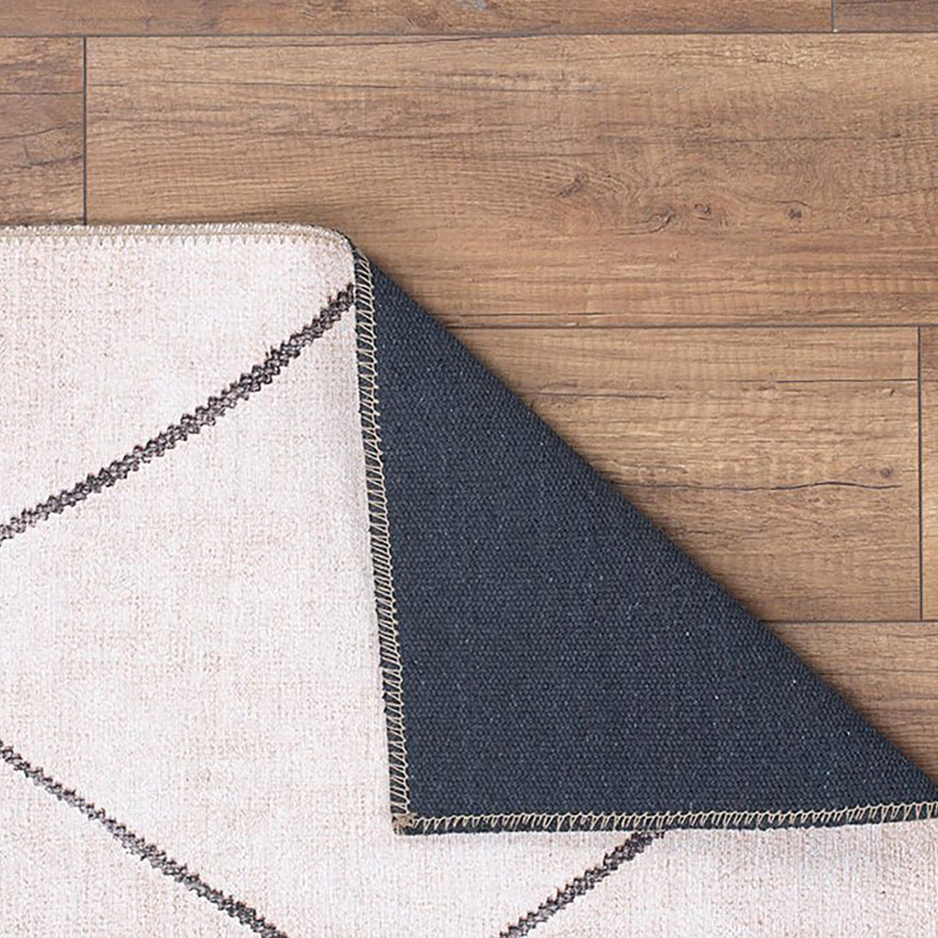 Raha Moroccan Berber Pattern Design Black and White Rug