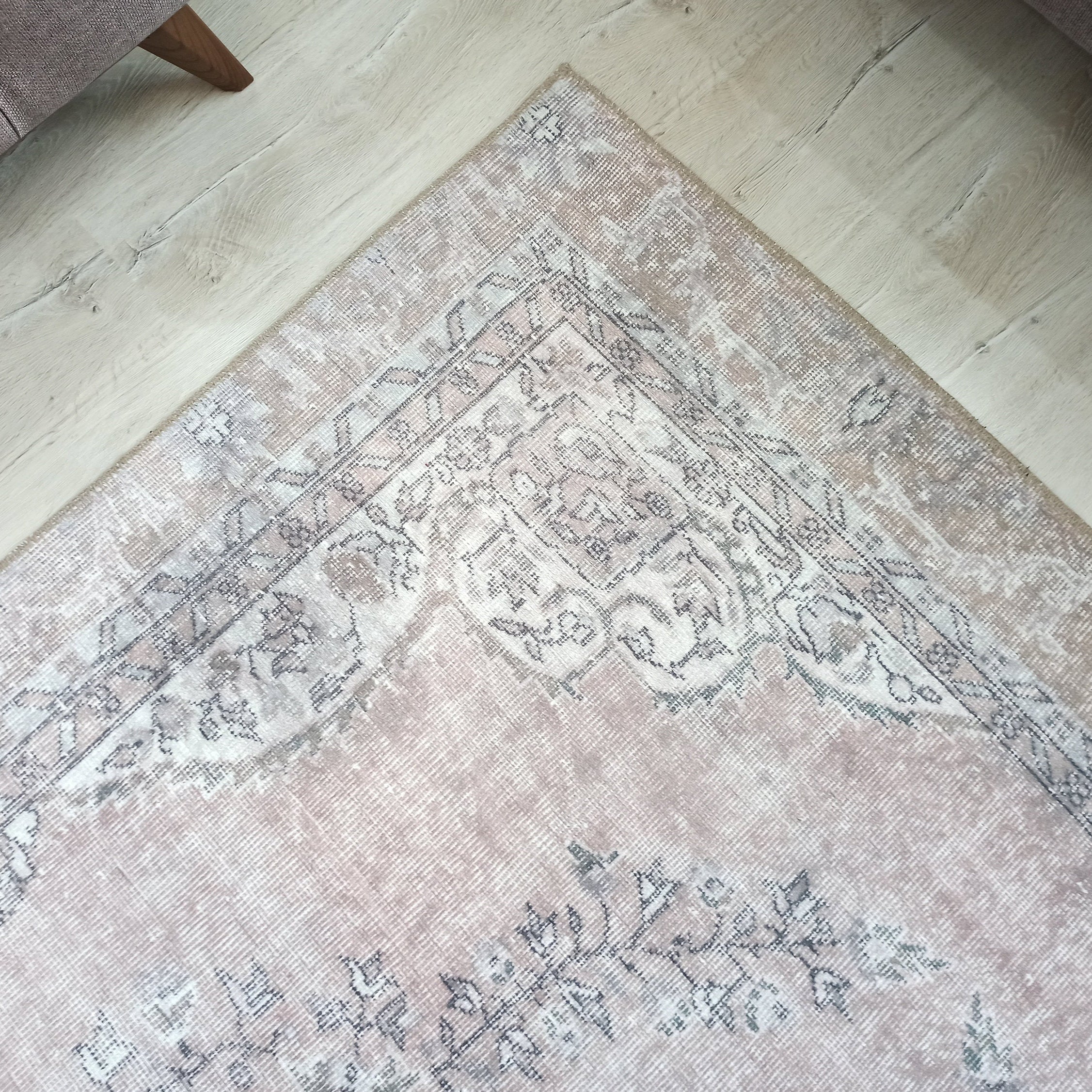 Safa Rug Turkish Faded Vintage Pink Gray Rug