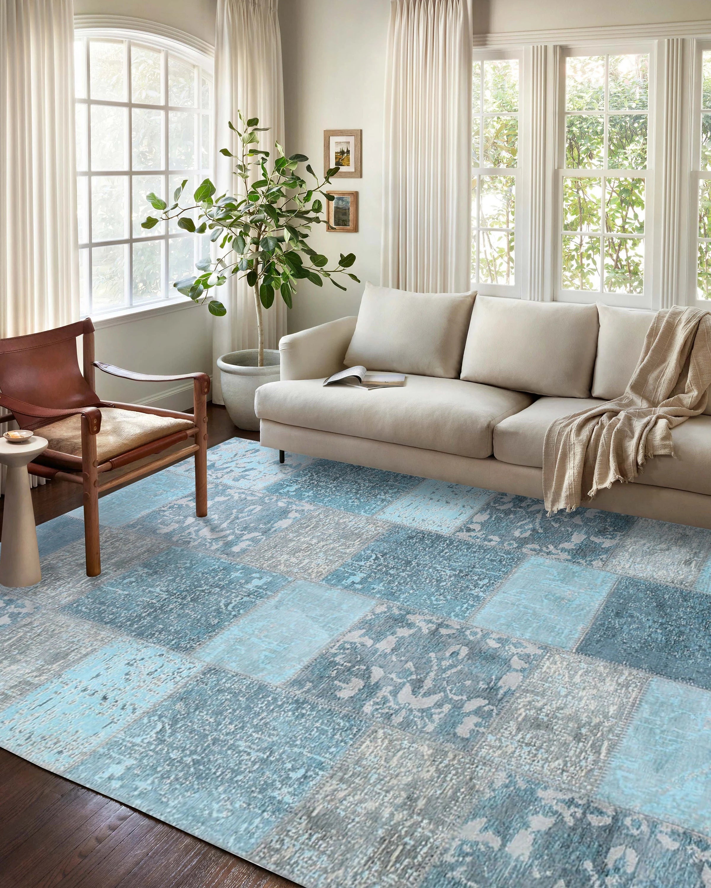Skyla Light Sky Blue Patchwork Vintage Rug