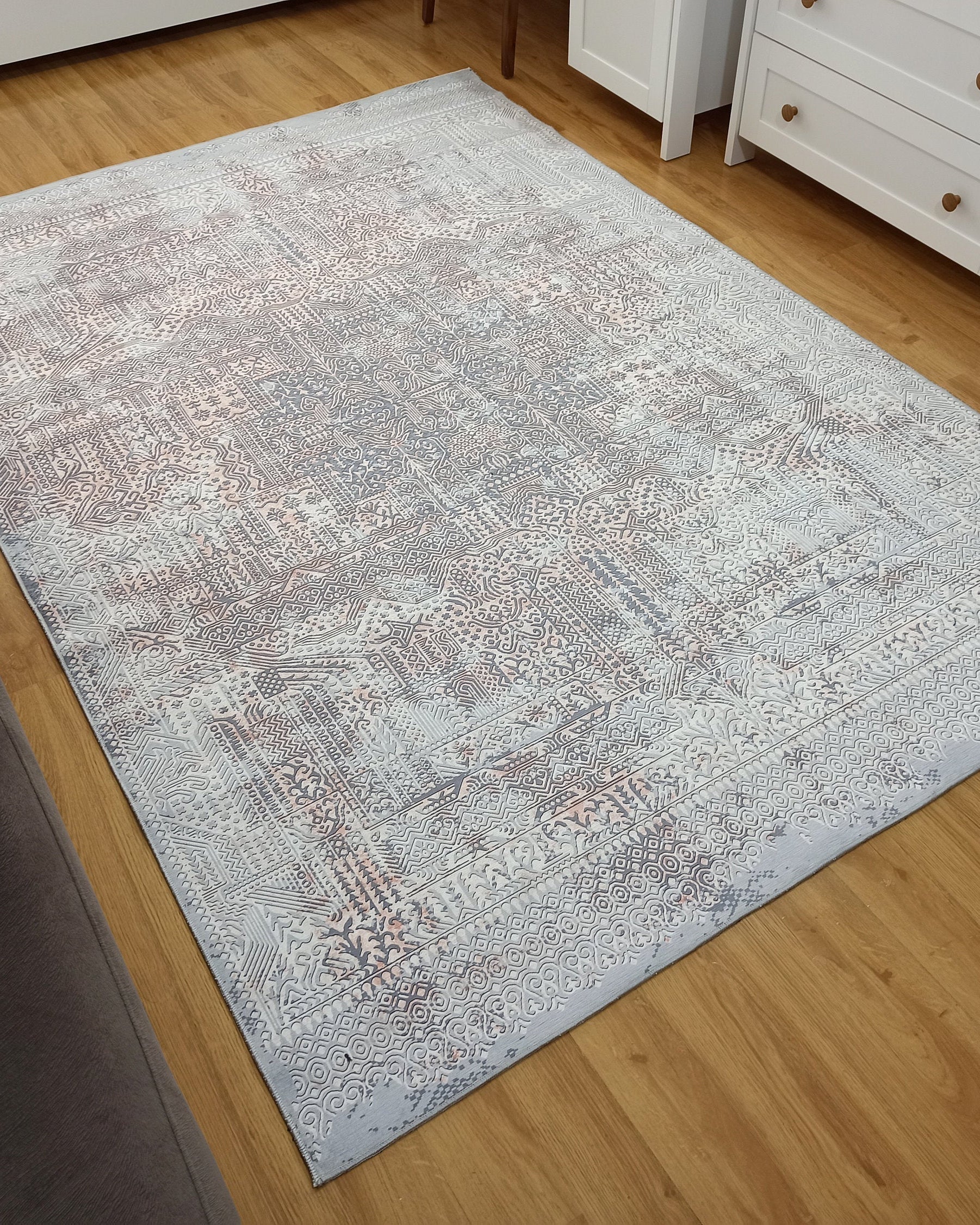 Taka Gray, White and Blush Modern Geometric Rug