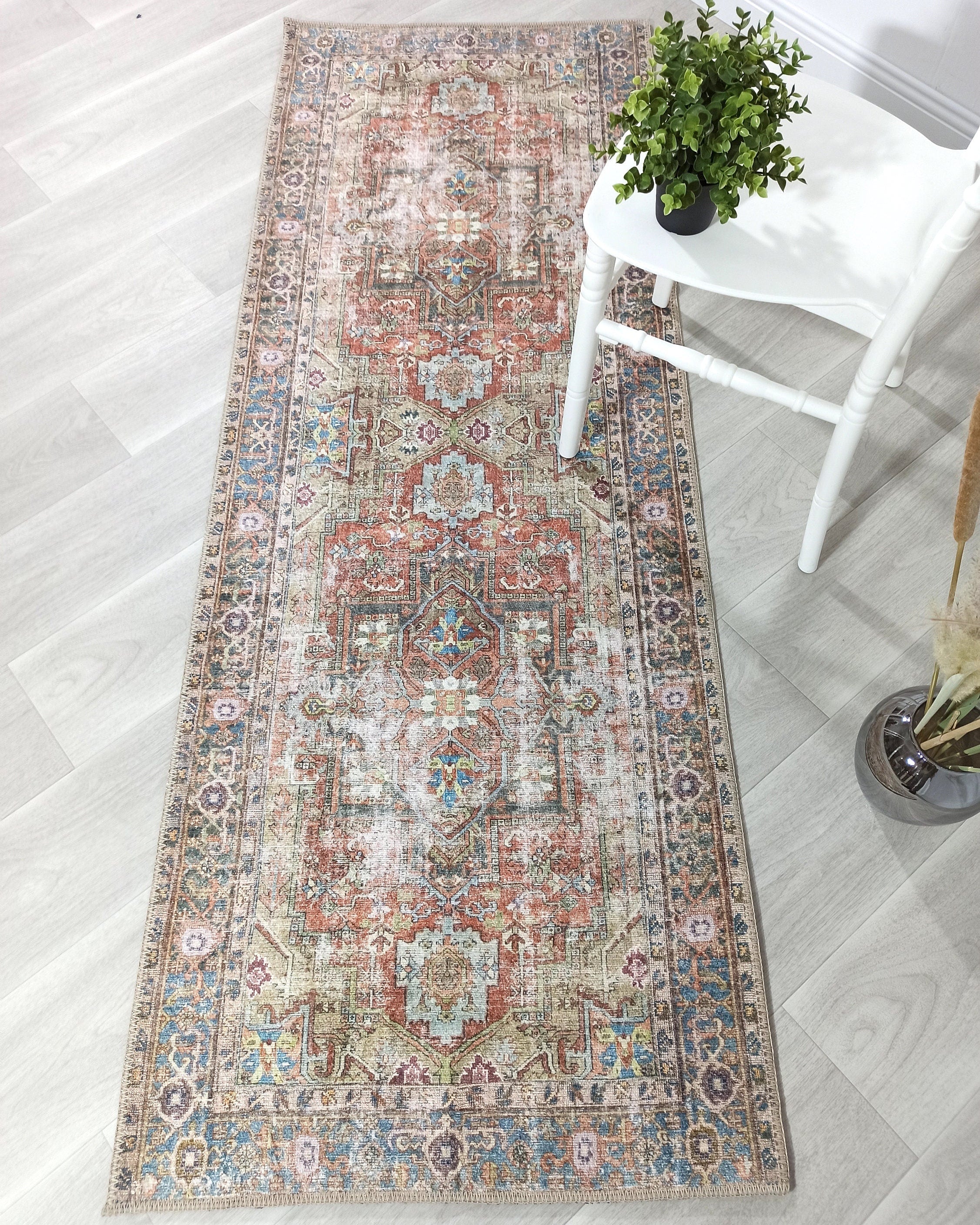 Taya Rug Traditional Earth tone Terracotta Floral Rug