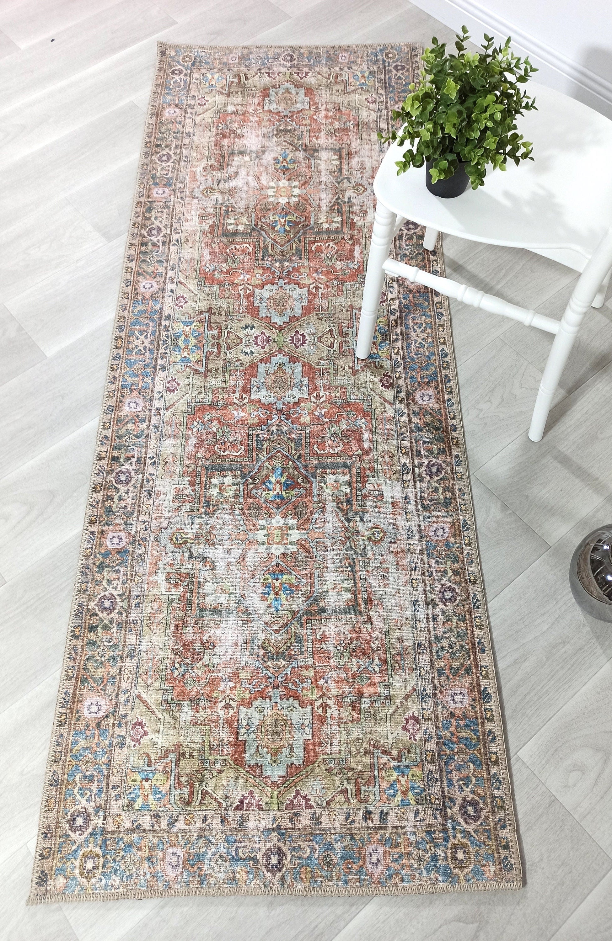 Taya Rug Traditional Earth tone Terracotta Floral Rug