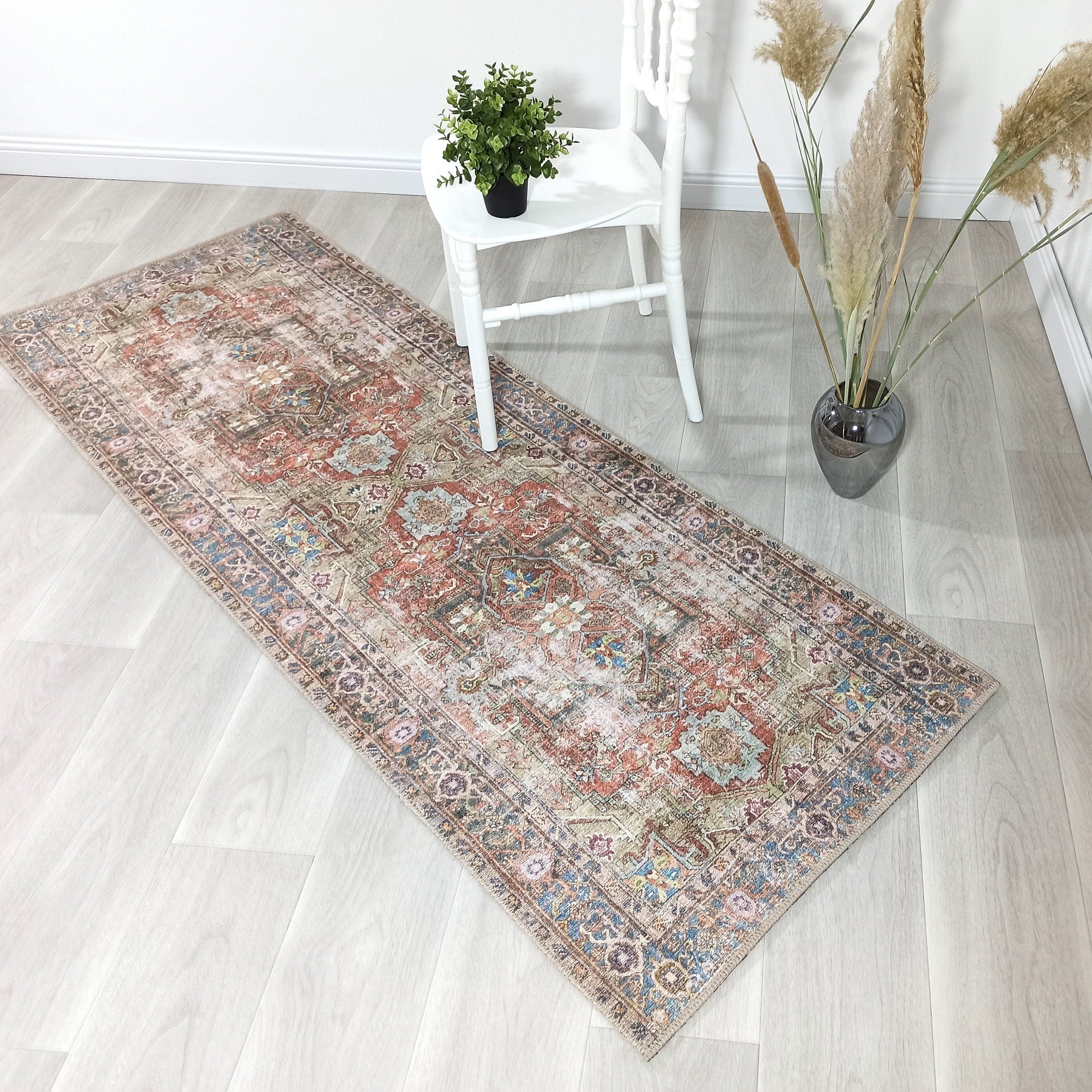 Taya Rug Traditional Earth tone Terracotta Floral Rug