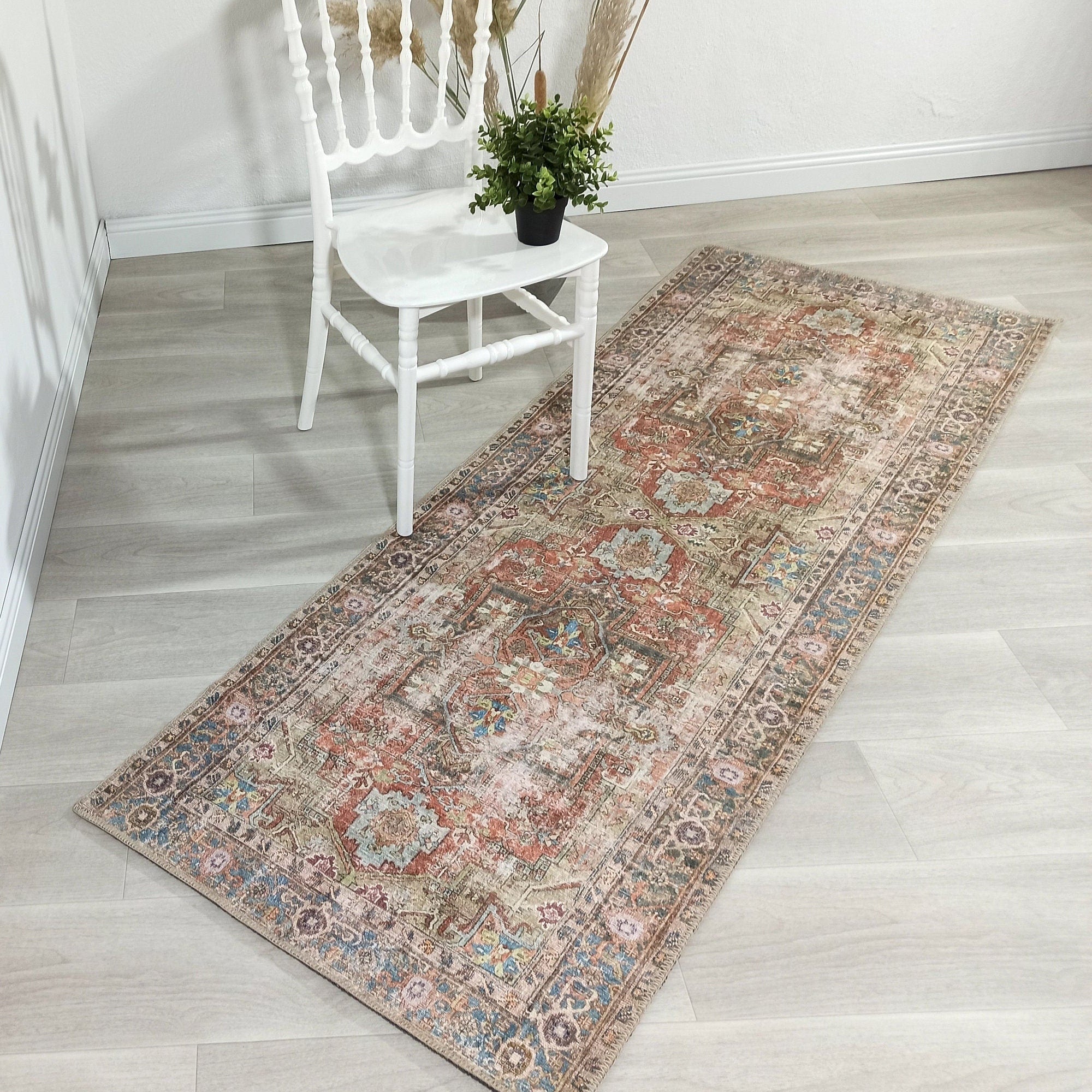 Taya Rug Traditional Earth tone Terracotta Floral Rug