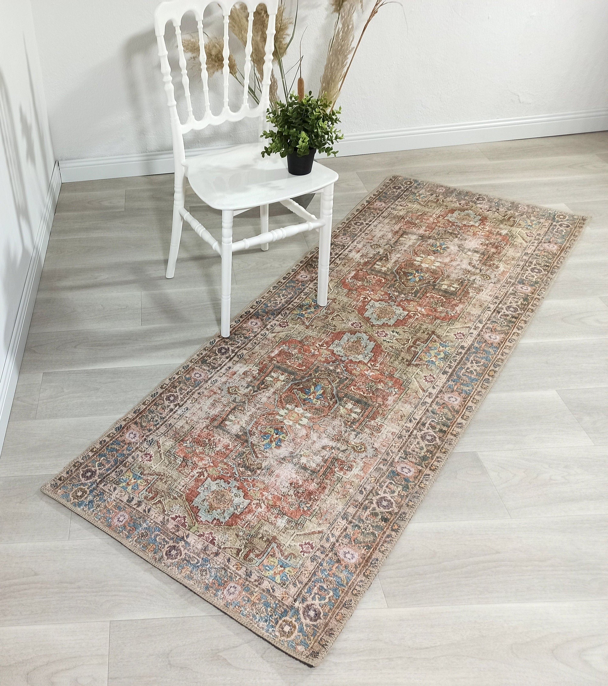 Taya Rug Traditional Earth tone Terracotta Floral Rug