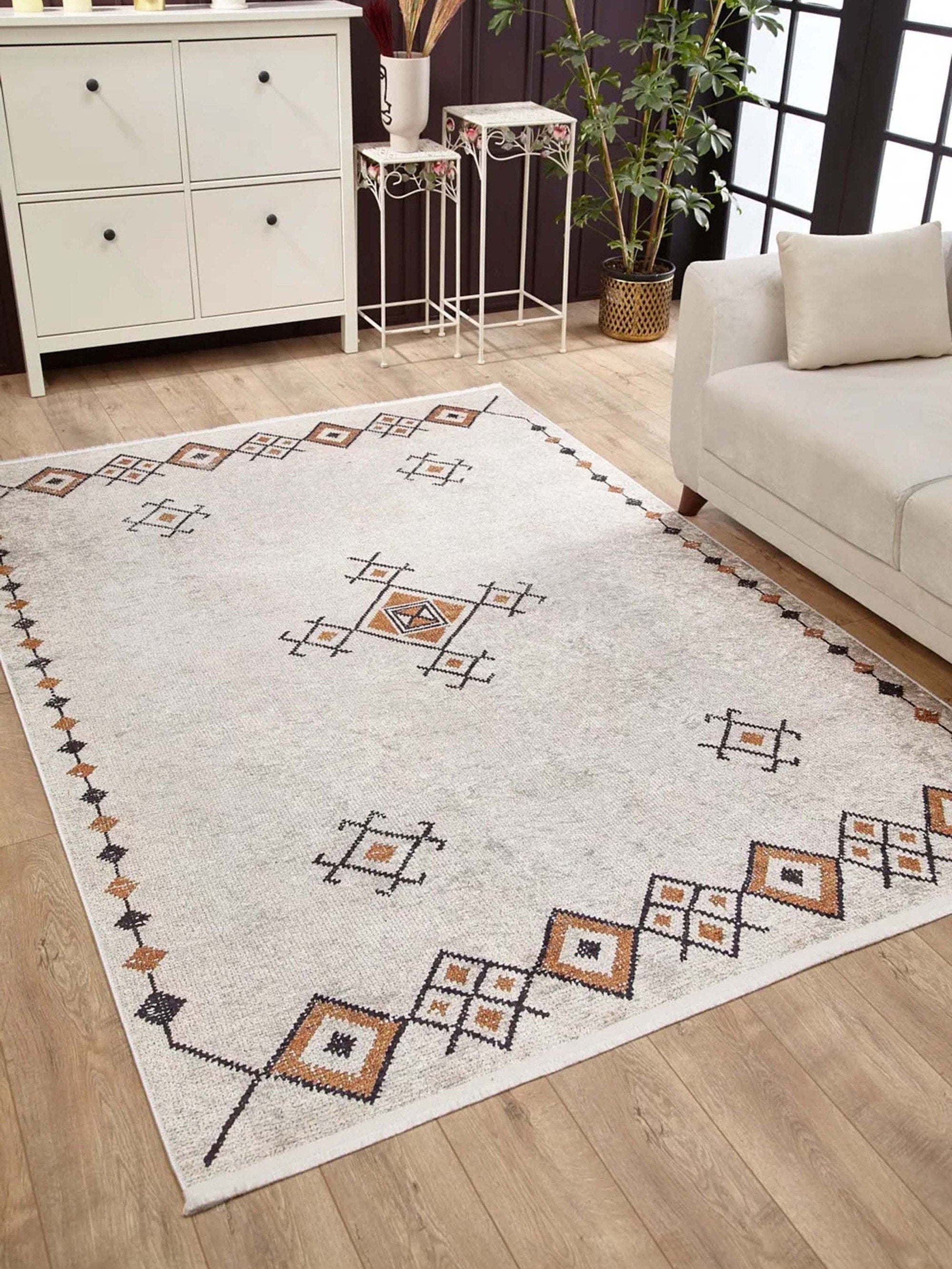 Tayha Turkish Beige Diamond Medallion Rug