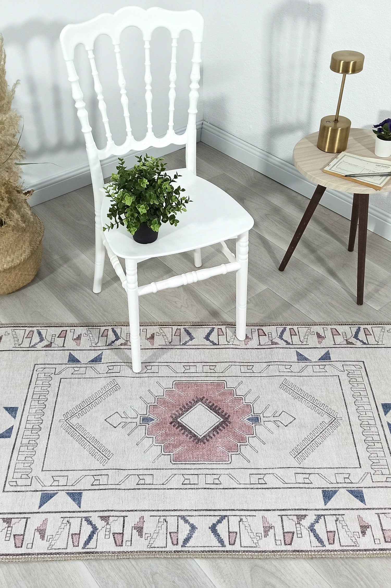 Tuta Rug Turkish Neutral Medallion white Beige Rug