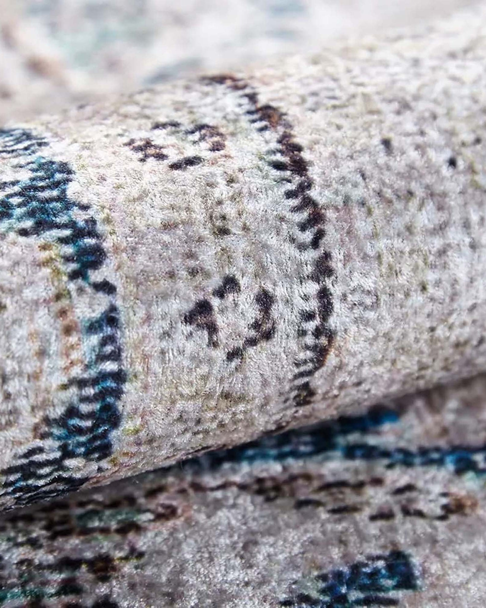 Vida Neutral Turkish Faded Gray Rug