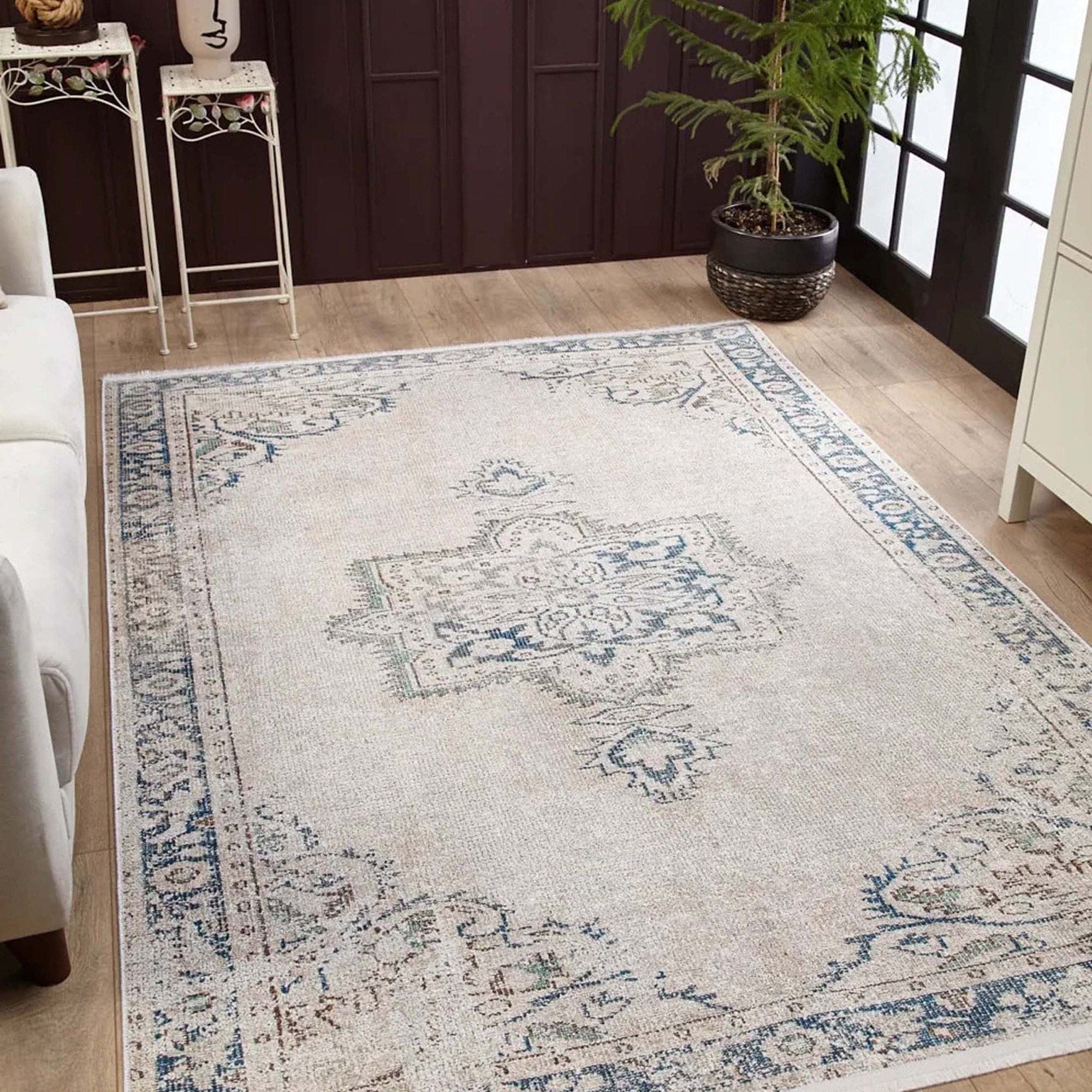 Vida Neutral Turkish Faded Gray Rug