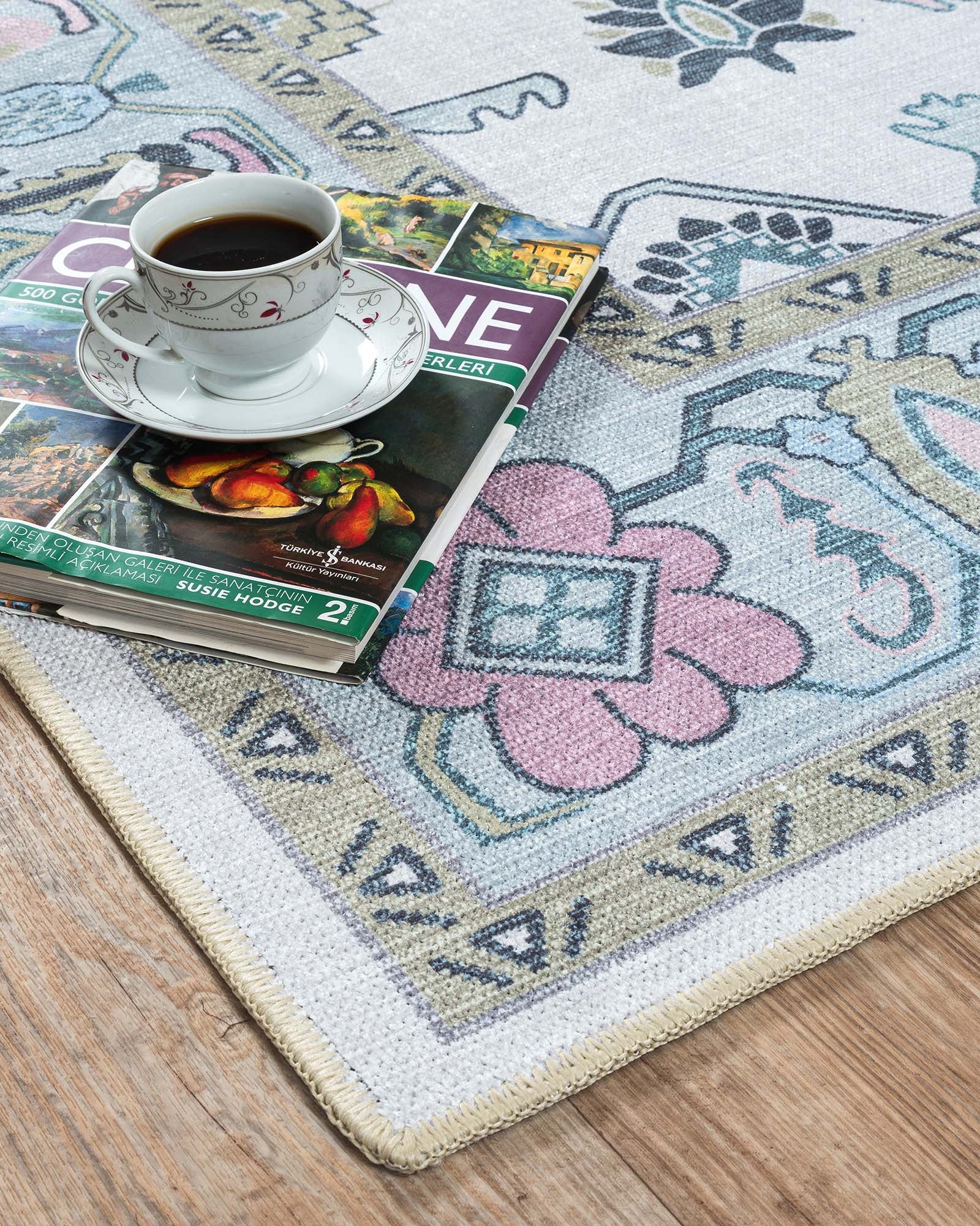 Wafiya Cream Green Modern Oushak Rug