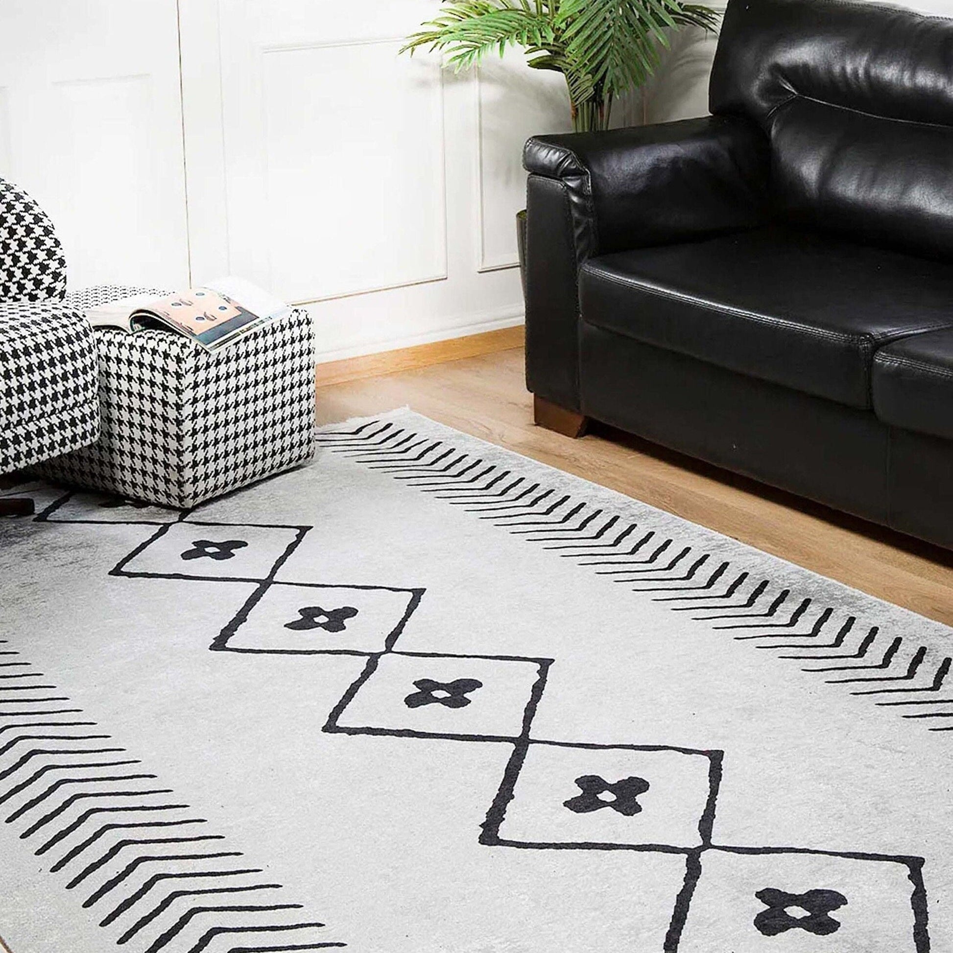 Zagra Moroccan White Black Rug