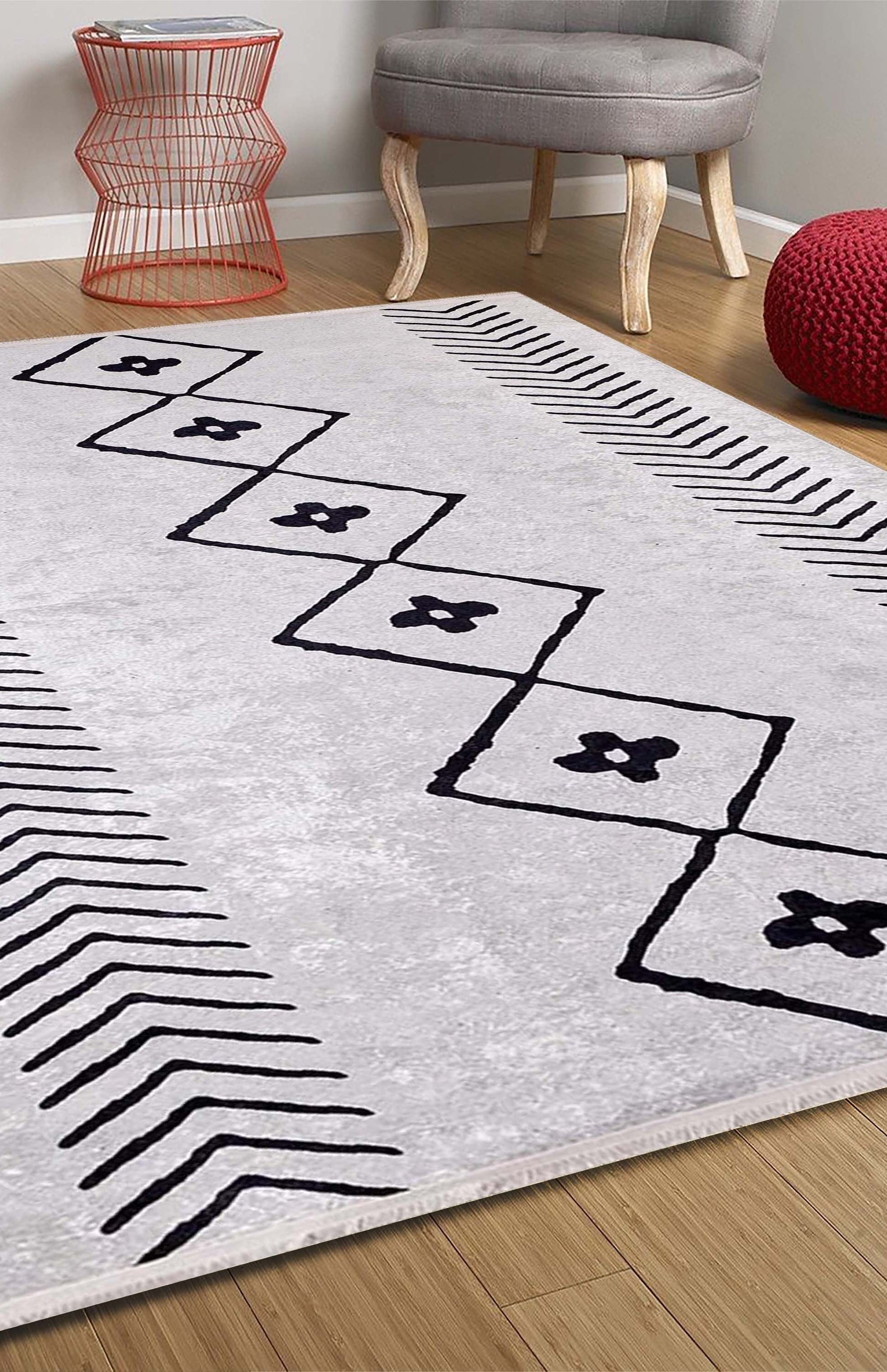 Zagra Moroccan White Black Rug
