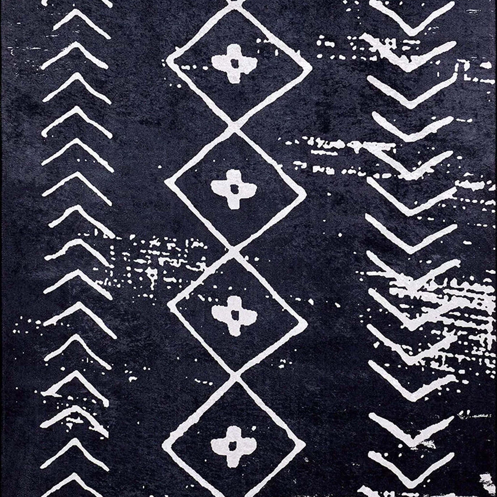 Zagra Moroccan White Black Rug