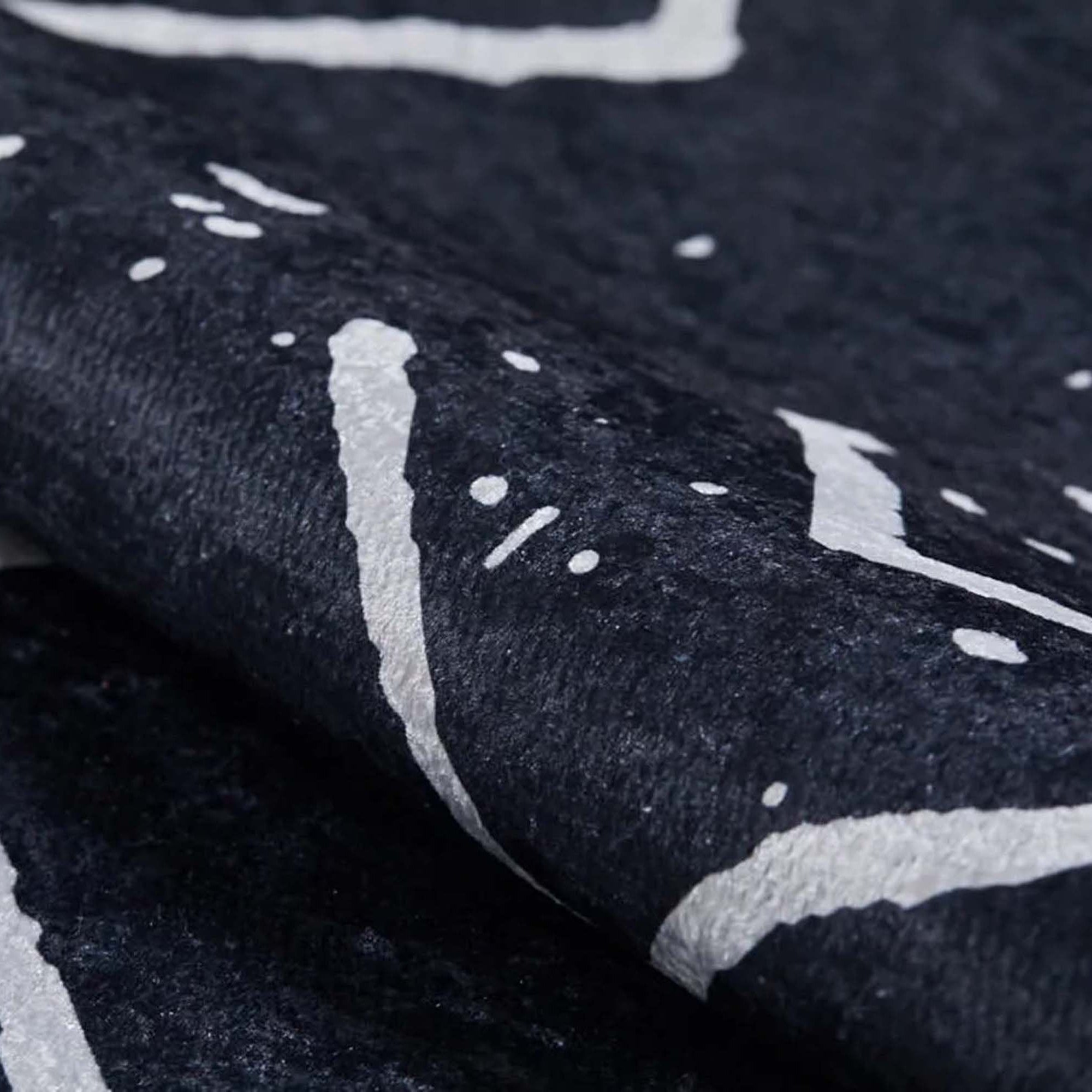 Zagra Moroccan White Black Rug