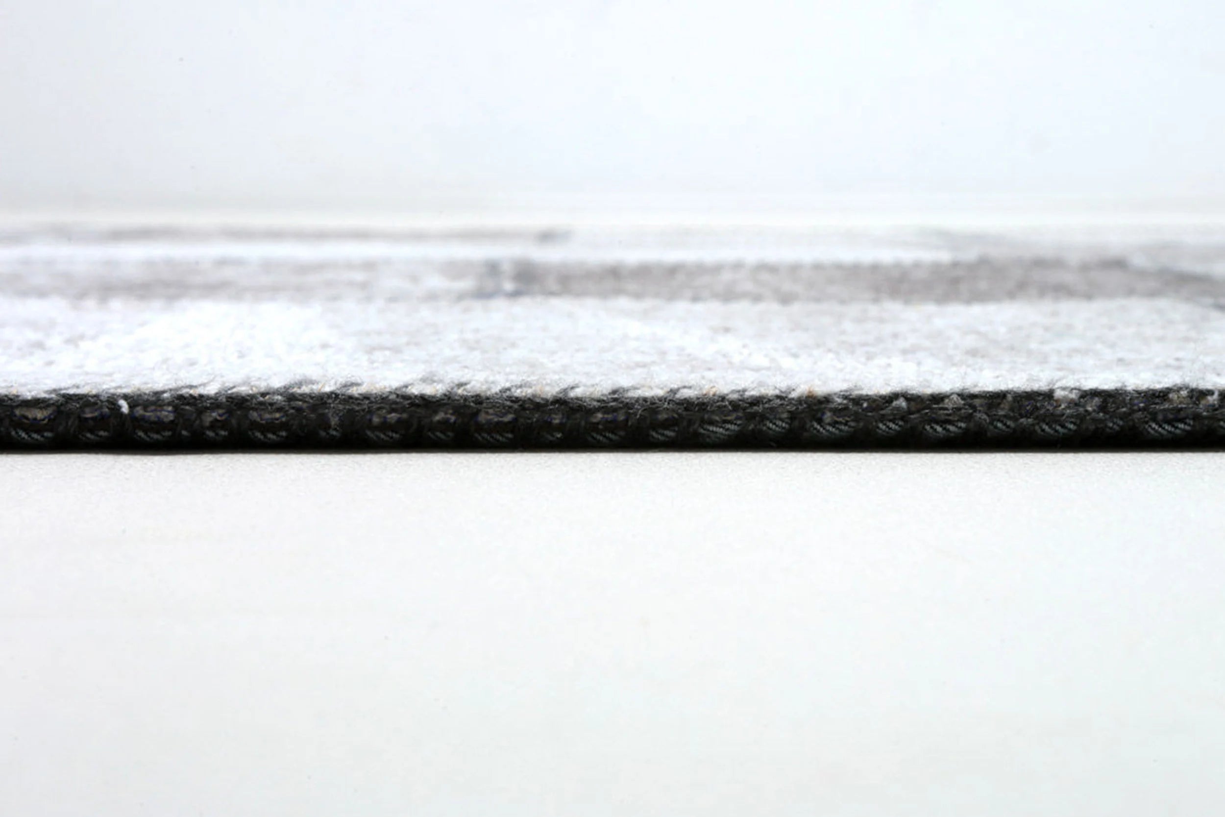 Zella Distressed Patchwork Turkish Light Gray Rug