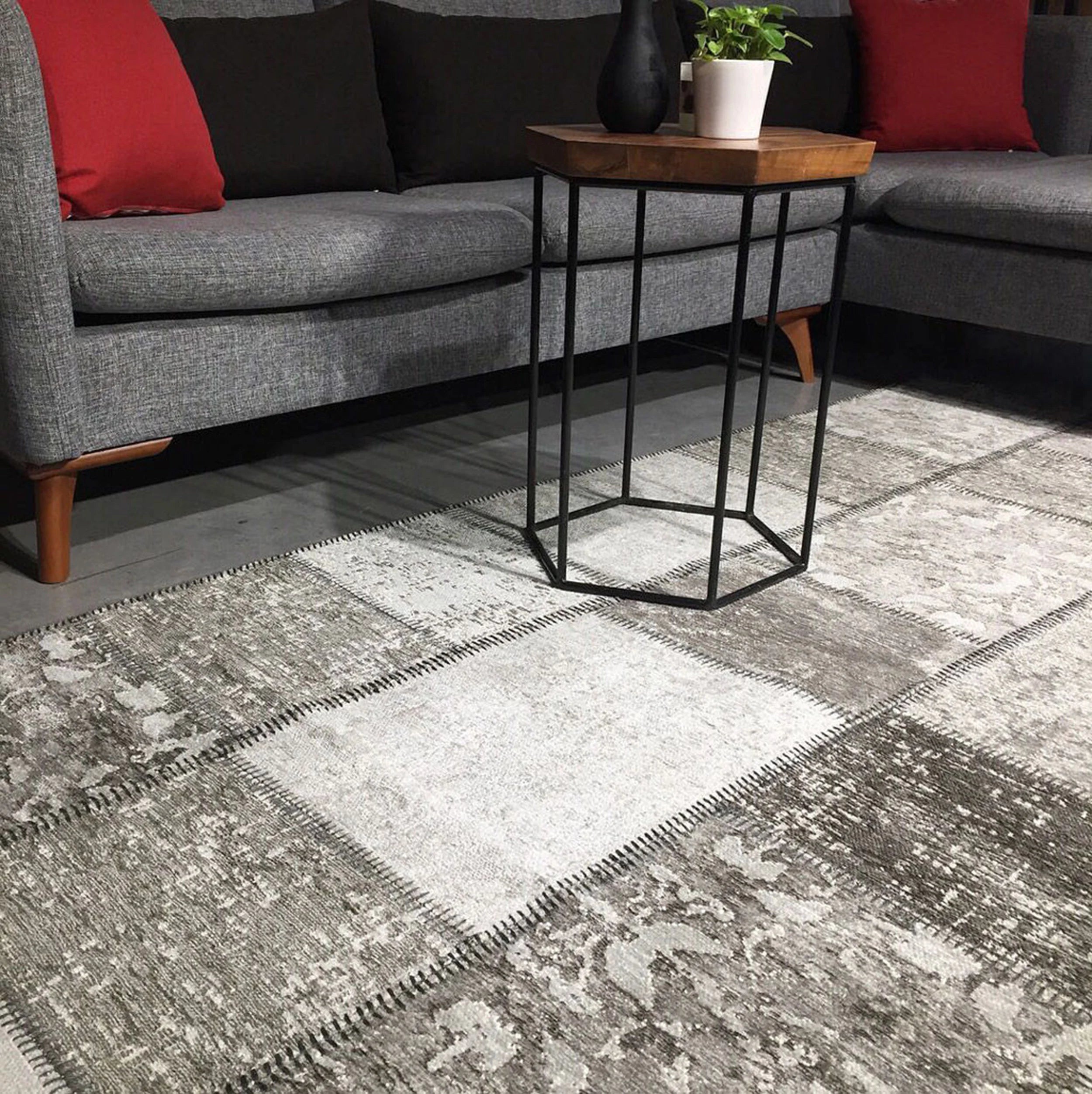 Zella Distressed Patchwork Turkish Light Gray Rug