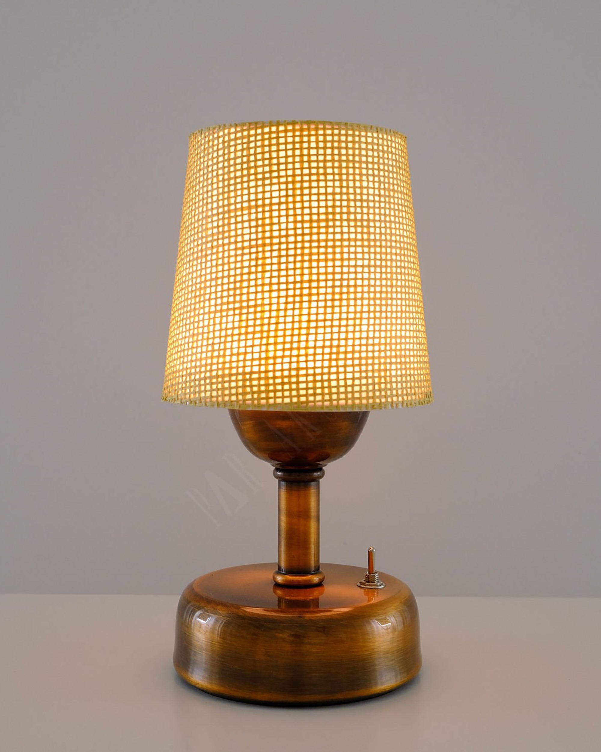 8-inch Vintage Copper Cordless LED Table Lamp