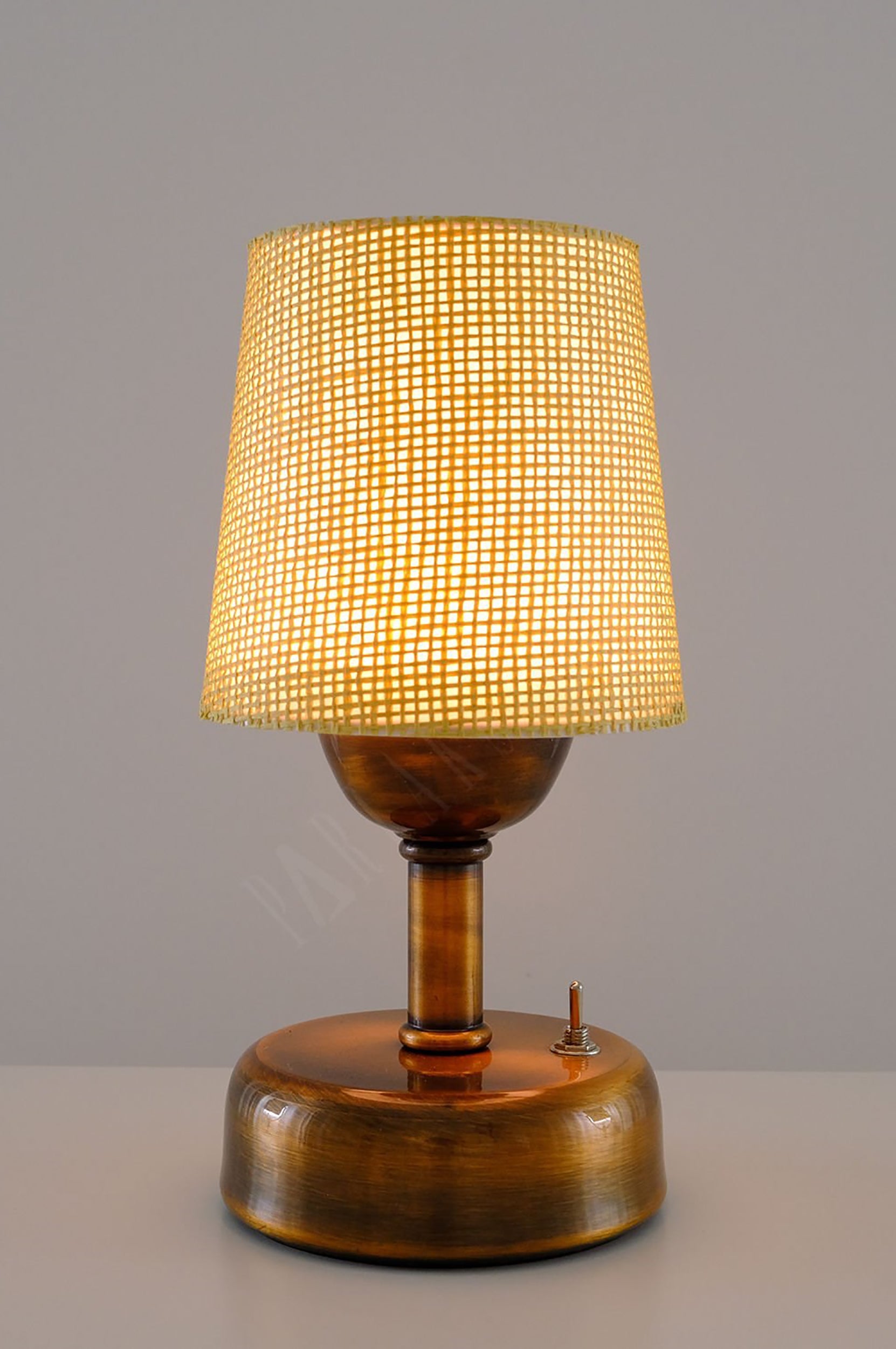 8-inch Vintage Copper Cordless LED Table Lamp