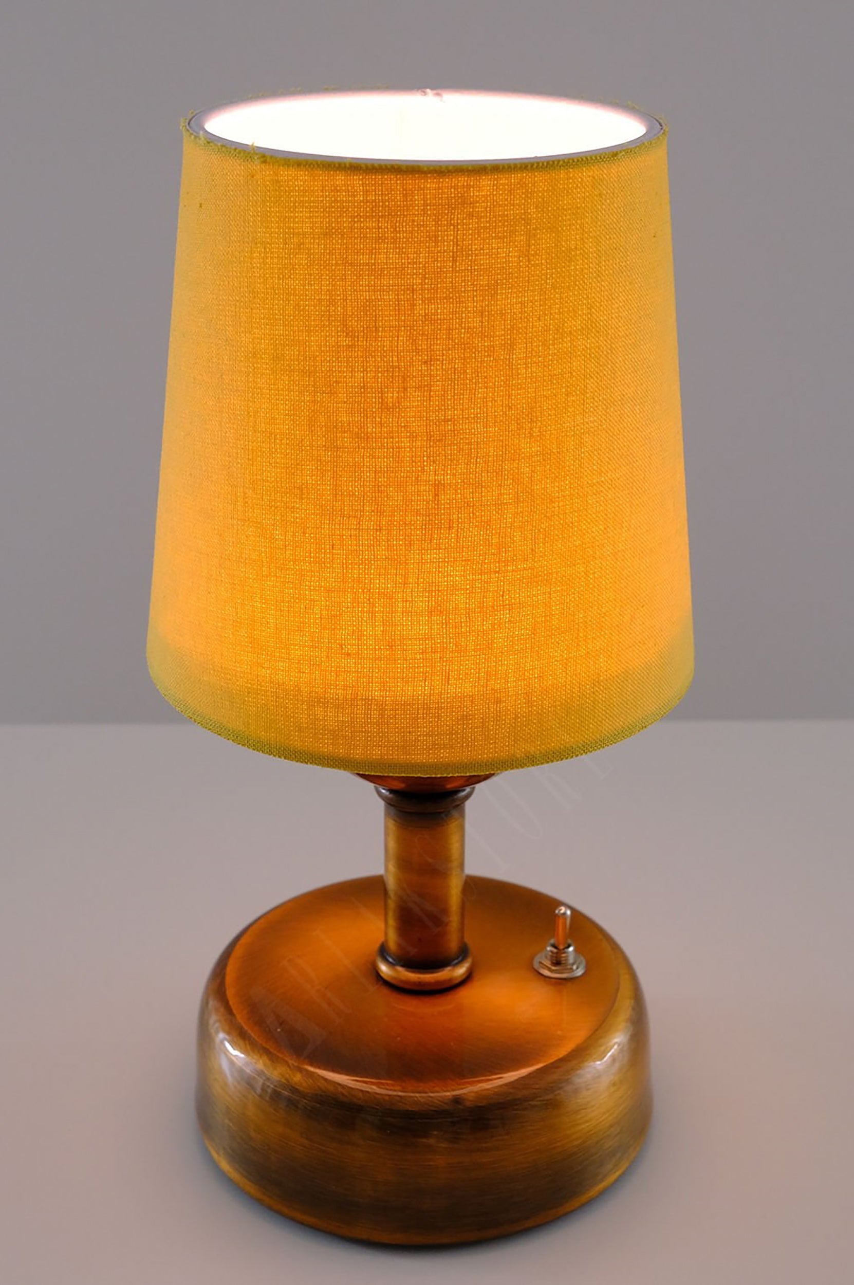 8-inch Vintage Copper Cordless LED Table Lamp