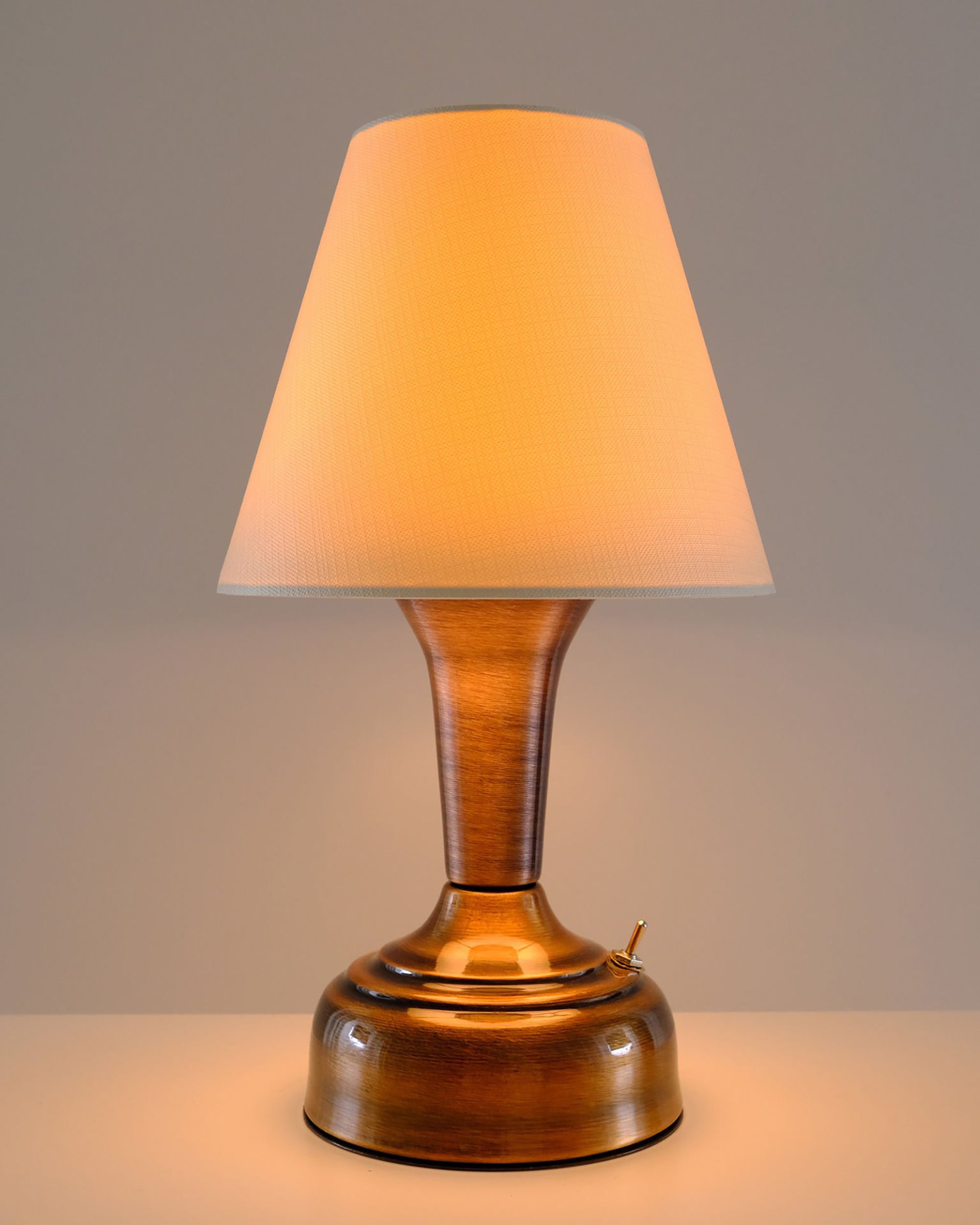 11-inch Vintage Copper Cordless LED Table Lamp