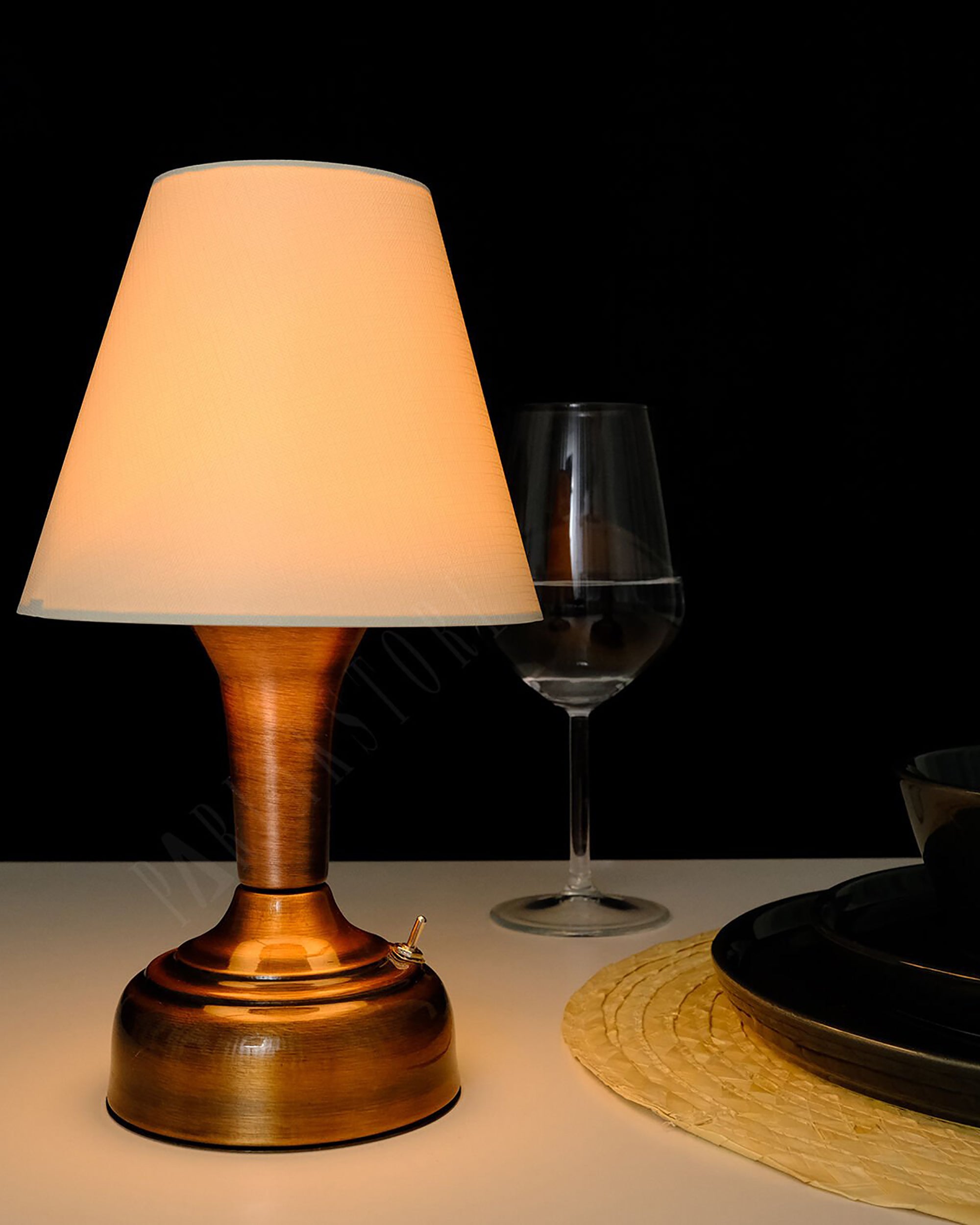 11-inch Vintage Copper Cordless LED Table Lamp