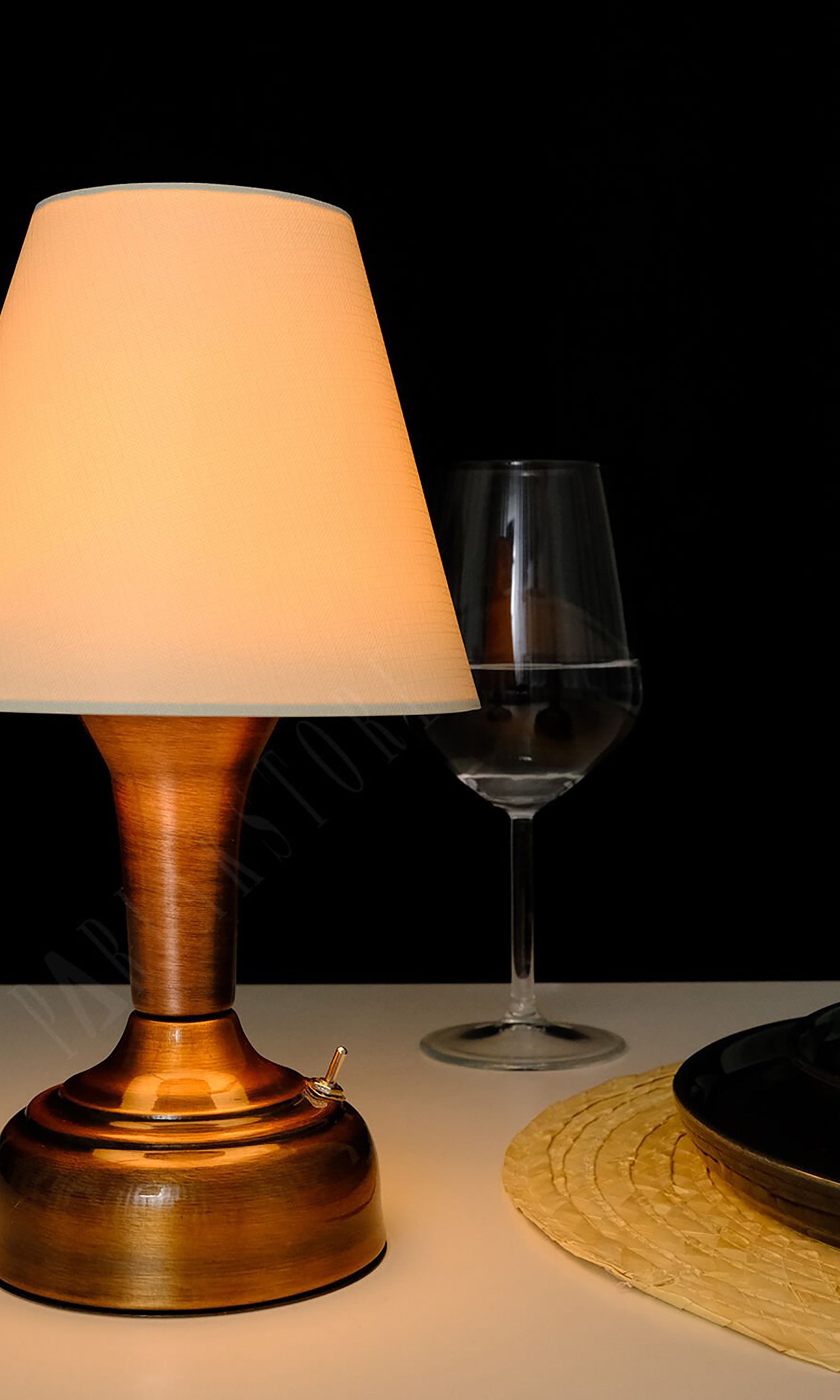 11-inch Vintage Copper Cordless LED Table Lamp