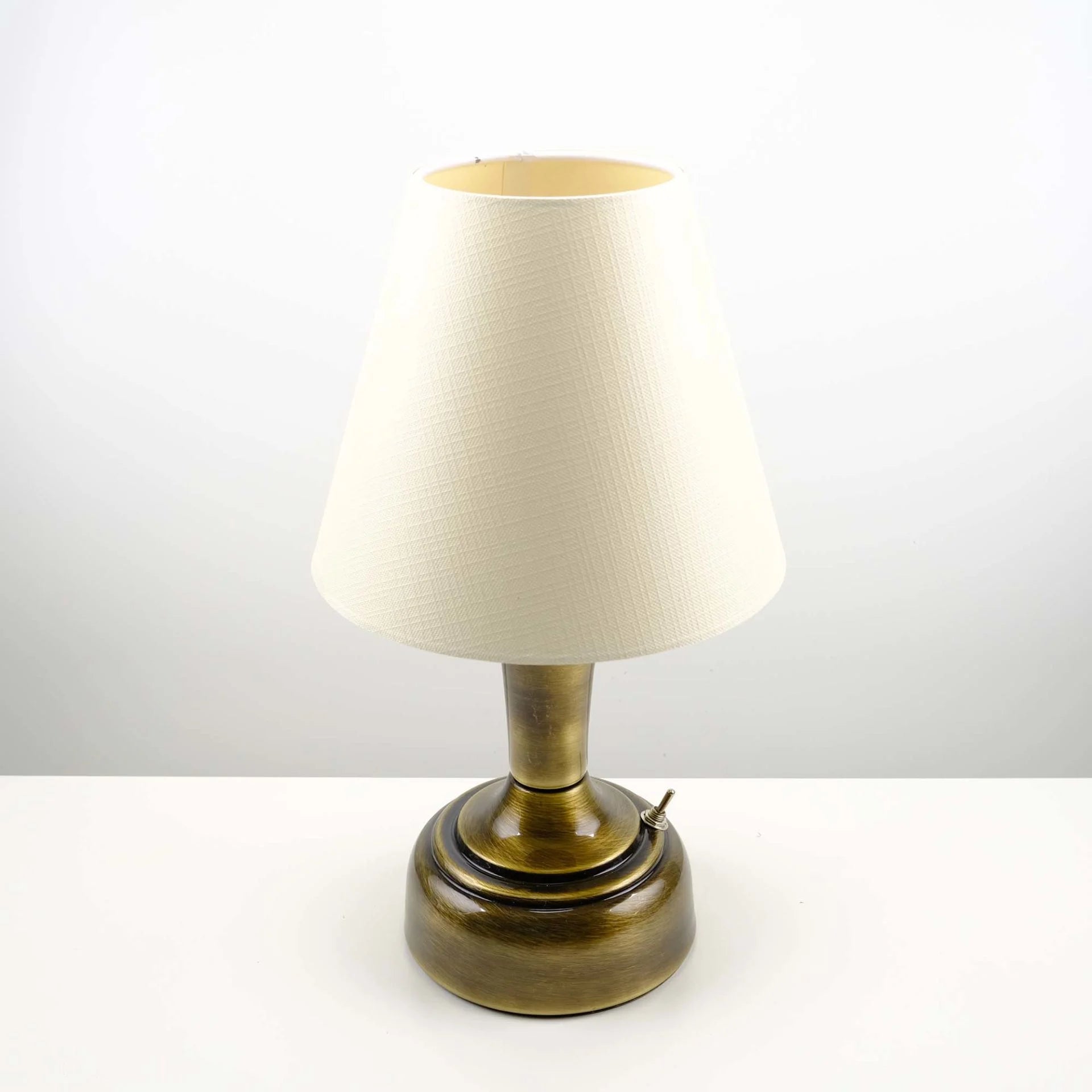 11-inch Vintage Copper Cordless LED Table Lamp