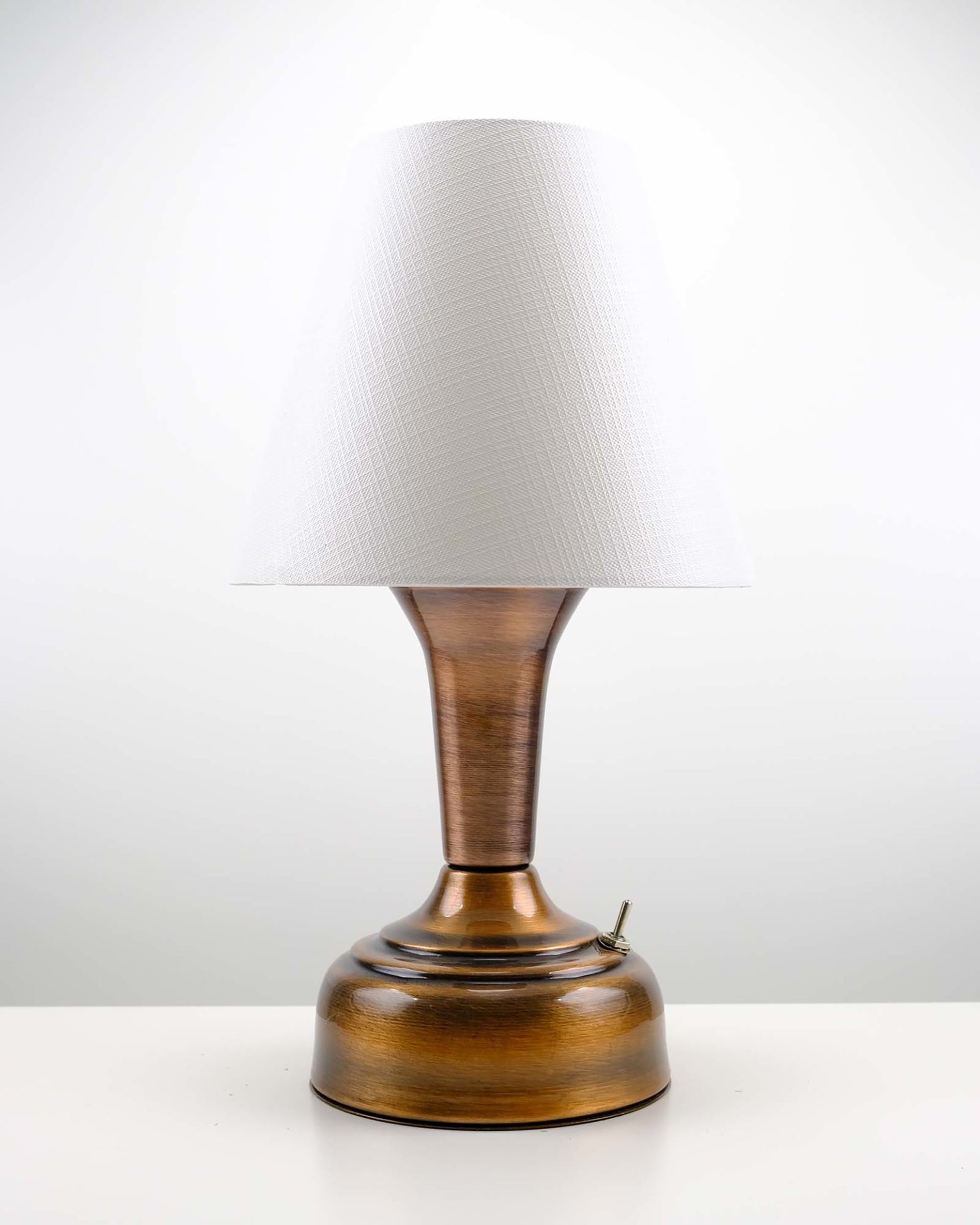 11-inch Vintage Copper Cordless LED Table Lamp