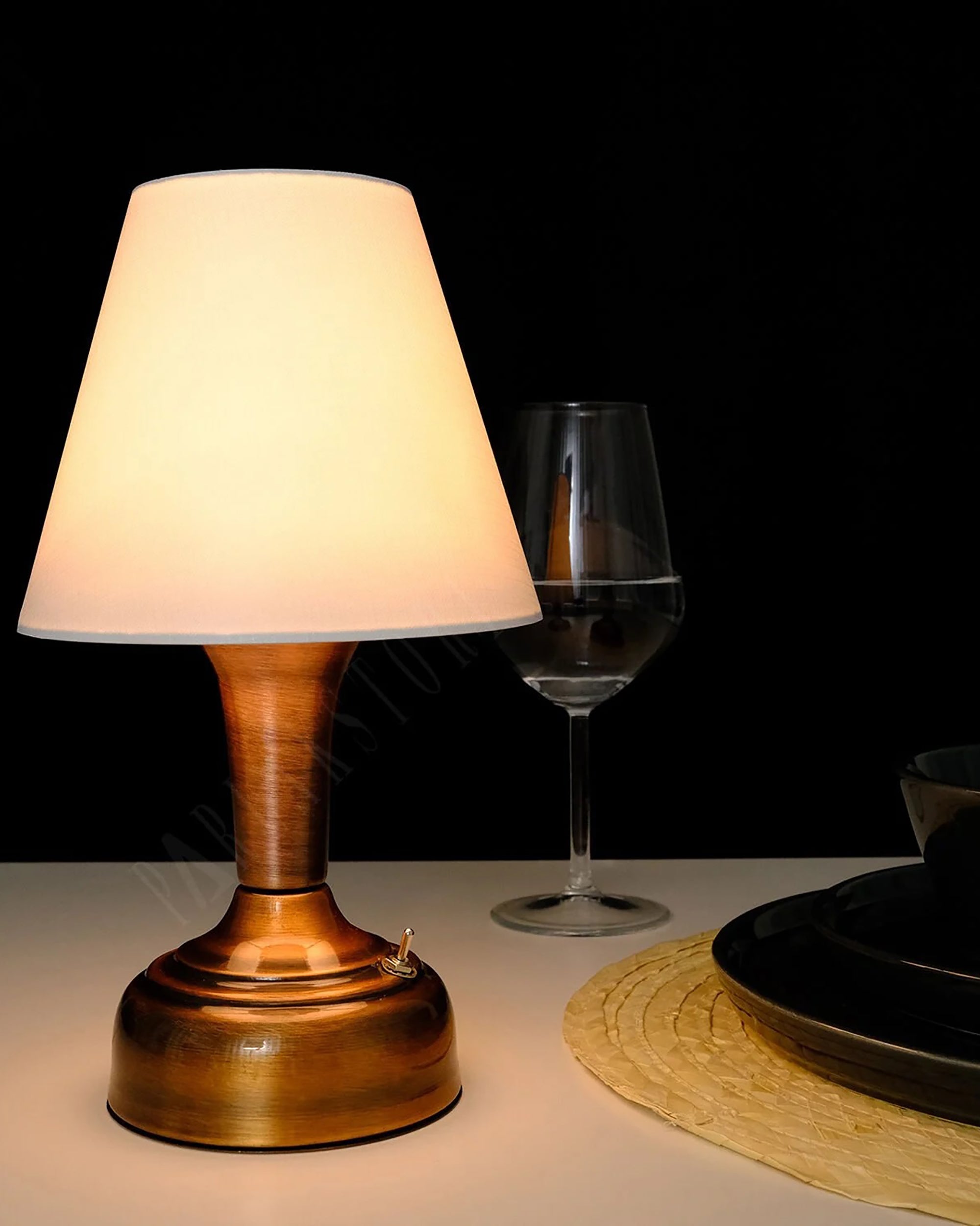 11-inch Vintage Copper Cordless LED Table Lamp