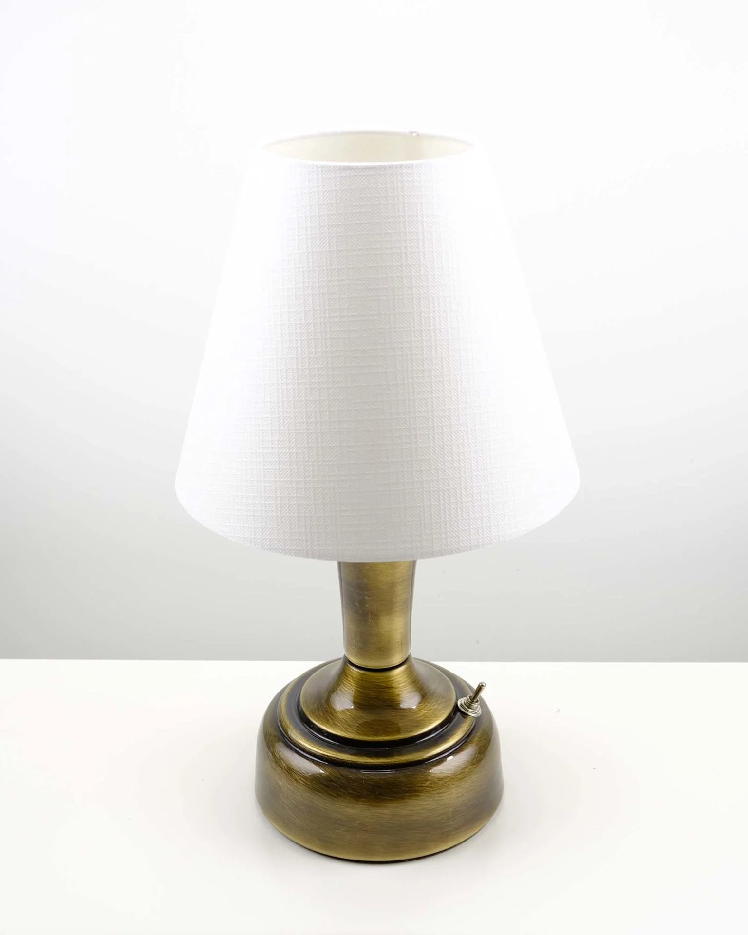 11-inch Vintage Copper Cordless LED Table Lamp