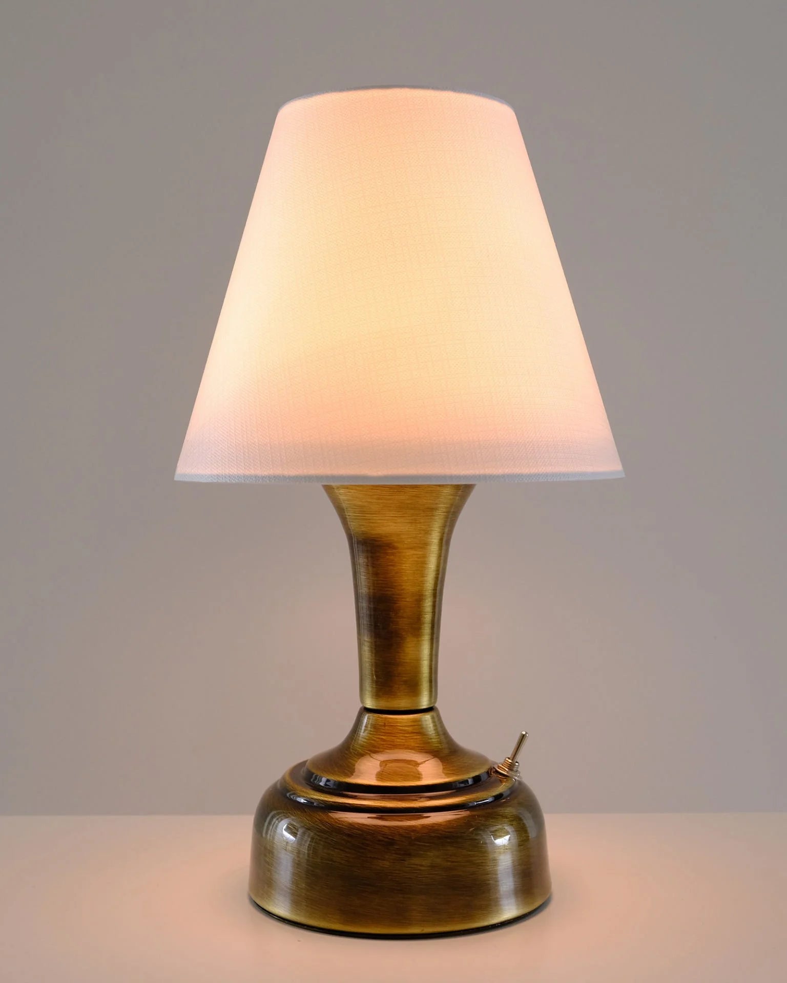 11-inch Vintage Copper Cordless LED Table Lamp